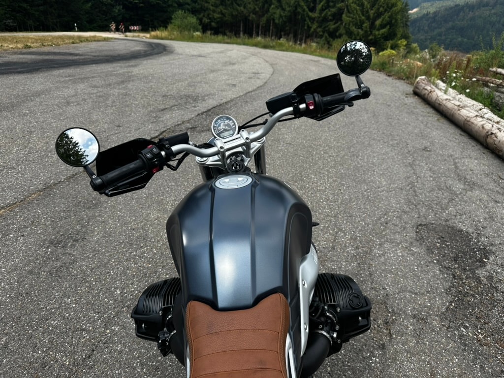 BMW R nineT Scrambler ABS-image-1