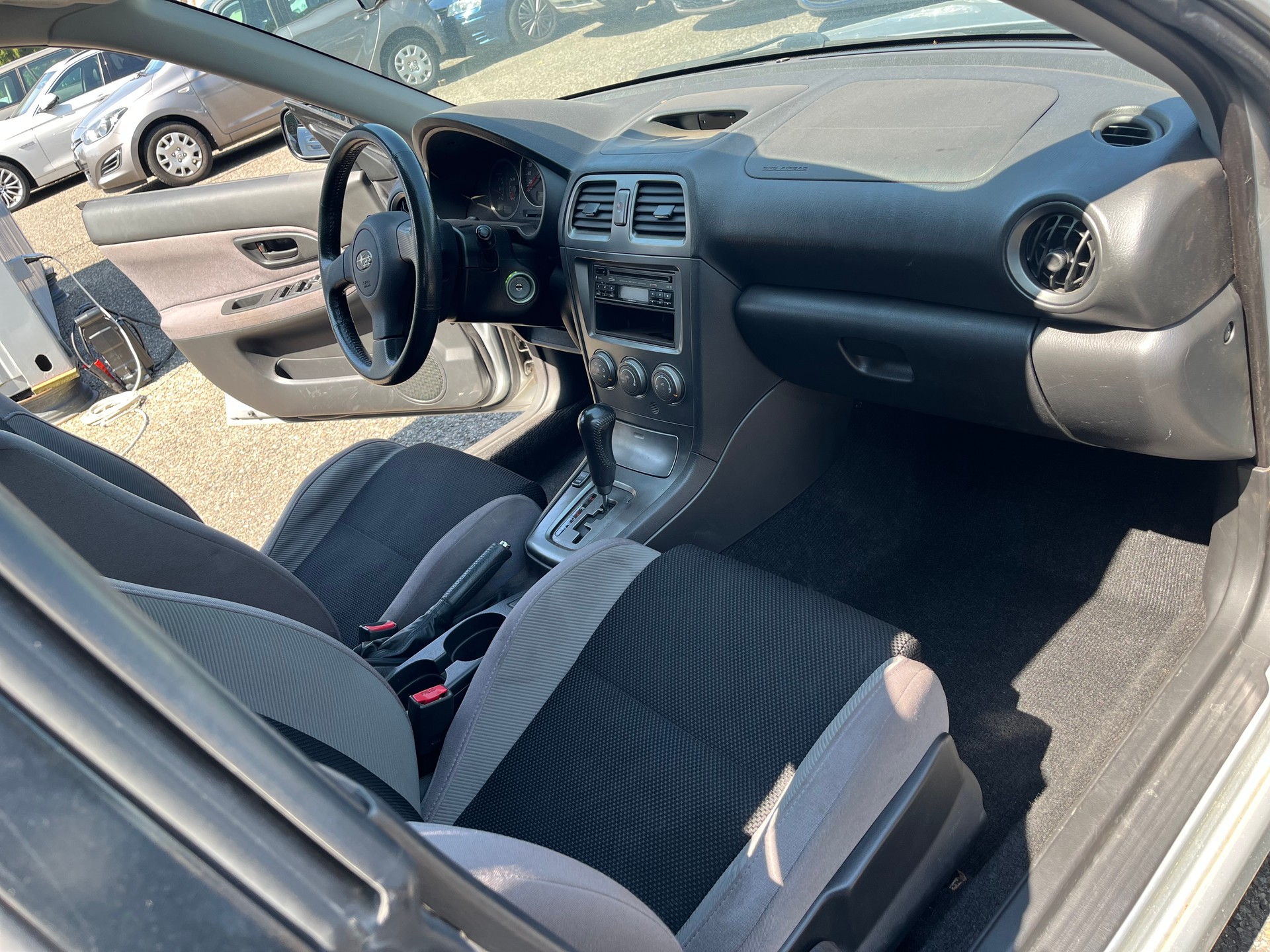 SUBARU Ab frisch MFK und frisch Servic Automat 2,0i-image-10