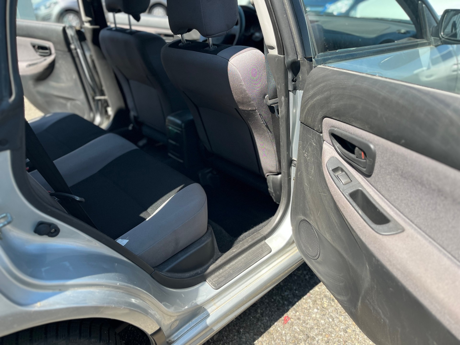 SUBARU Ab frisch MFK und frisch Servic Automat 2,0i-image-12