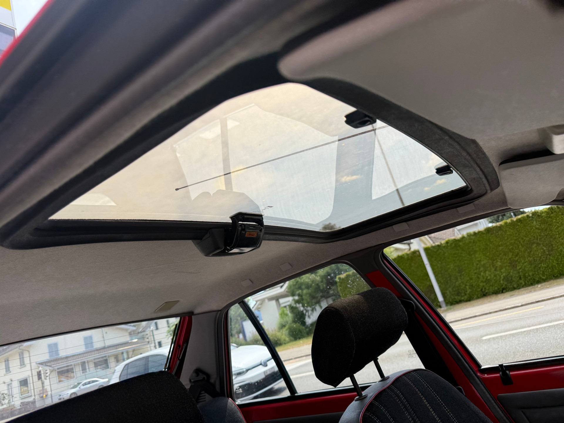 PEUGEOT 205 1.1 Look-image-10