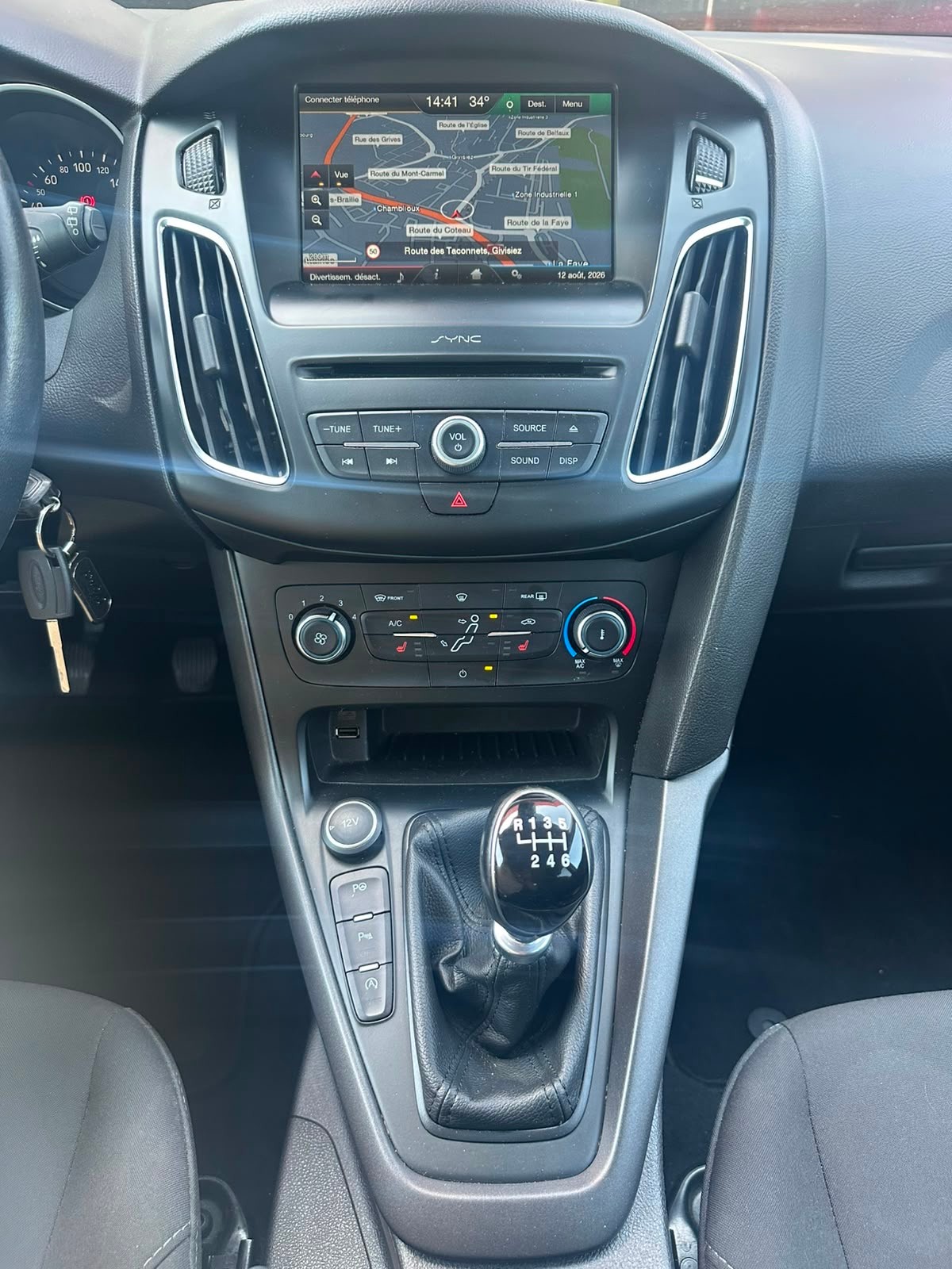 FORD Focus 1.0 SCTi Black Edition-image-11