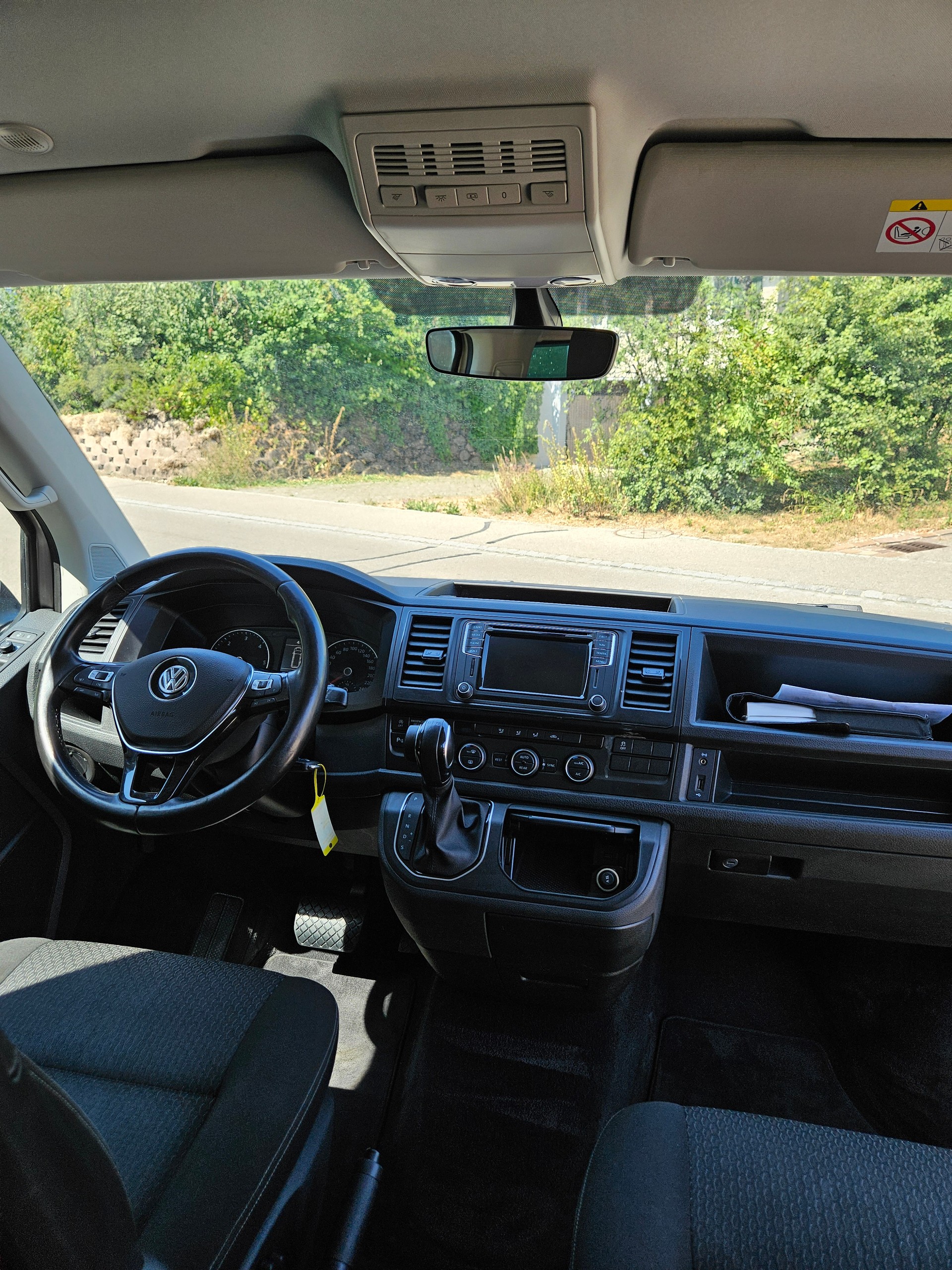 VW T6 Multivan 2.0 TDI Liberty 4Motion DSG-image-12