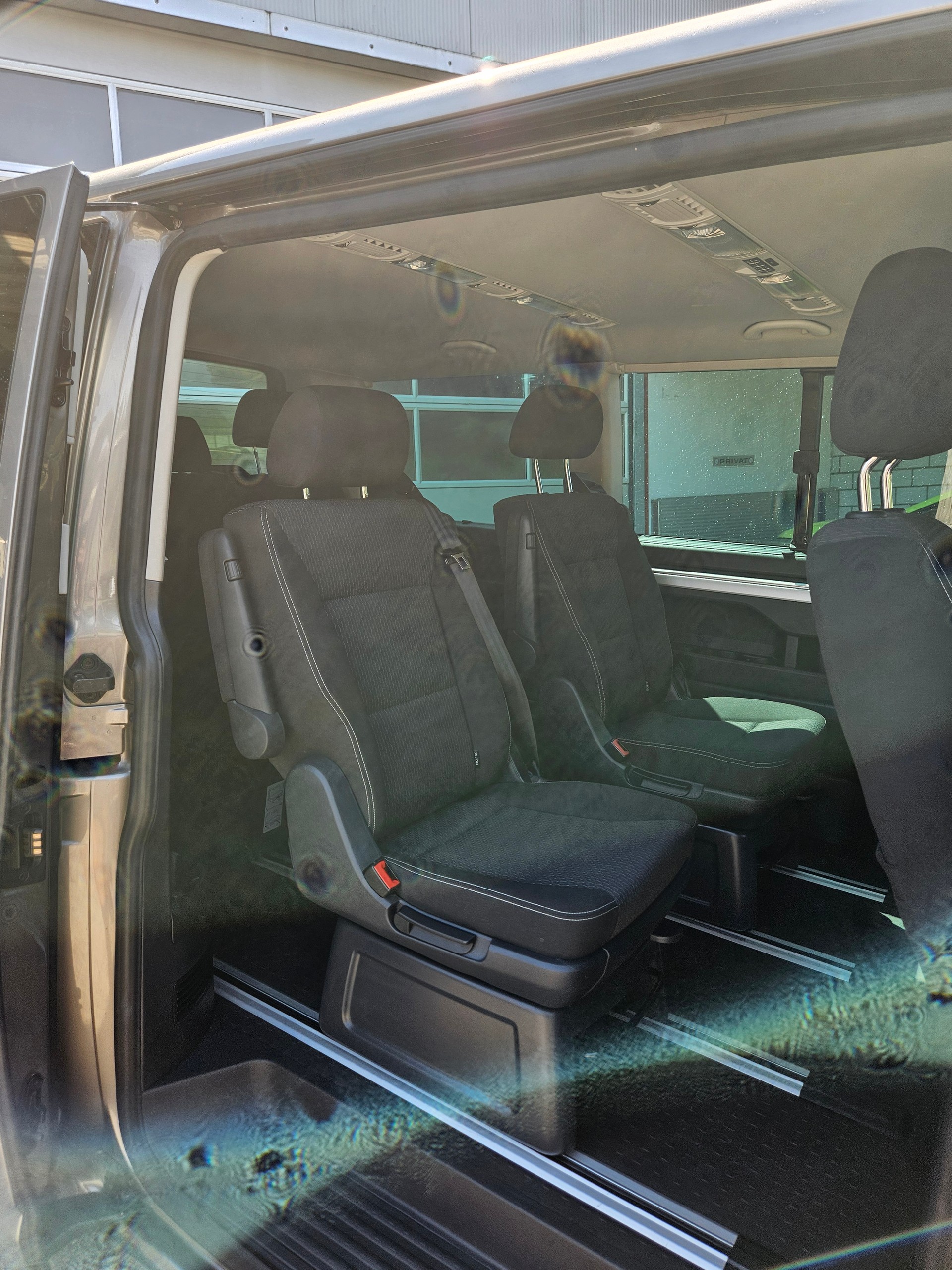 VW T6 Multivan 2.0 TDI Liberty 4Motion DSG-image-9