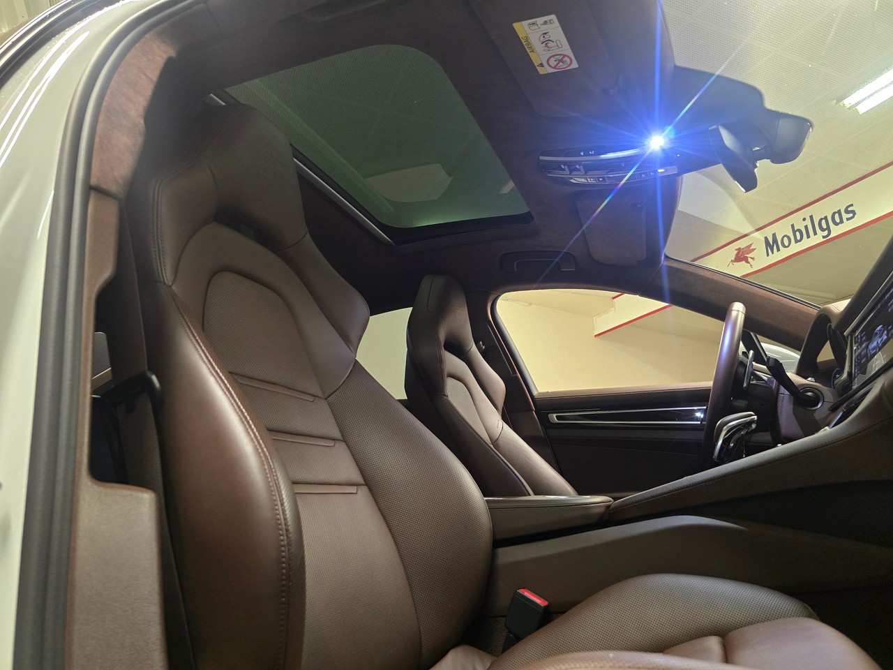 PORSCHE Turbo-image-14