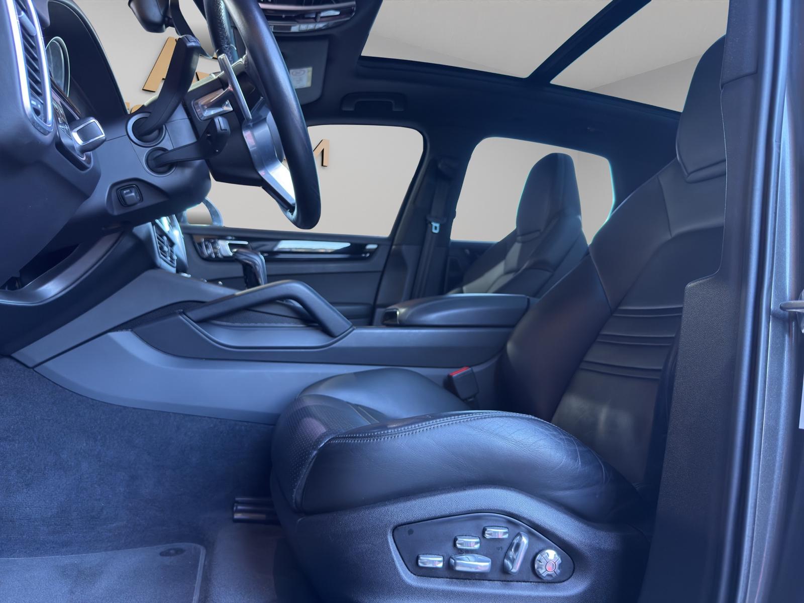 PORSCHE Cayenne S-image-12