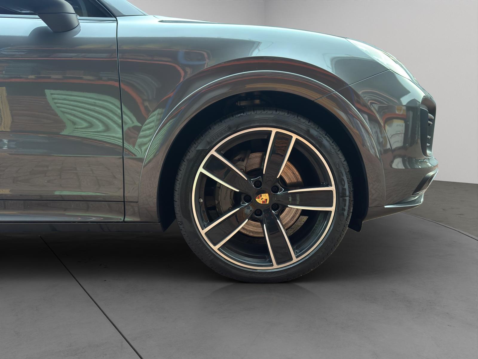 PORSCHE Cayenne S-image-8