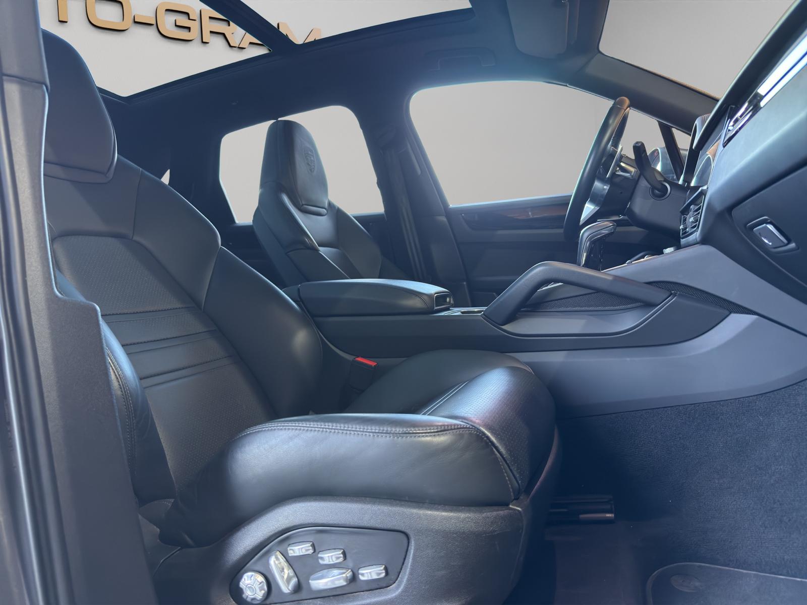 PORSCHE Cayenne S-image-13