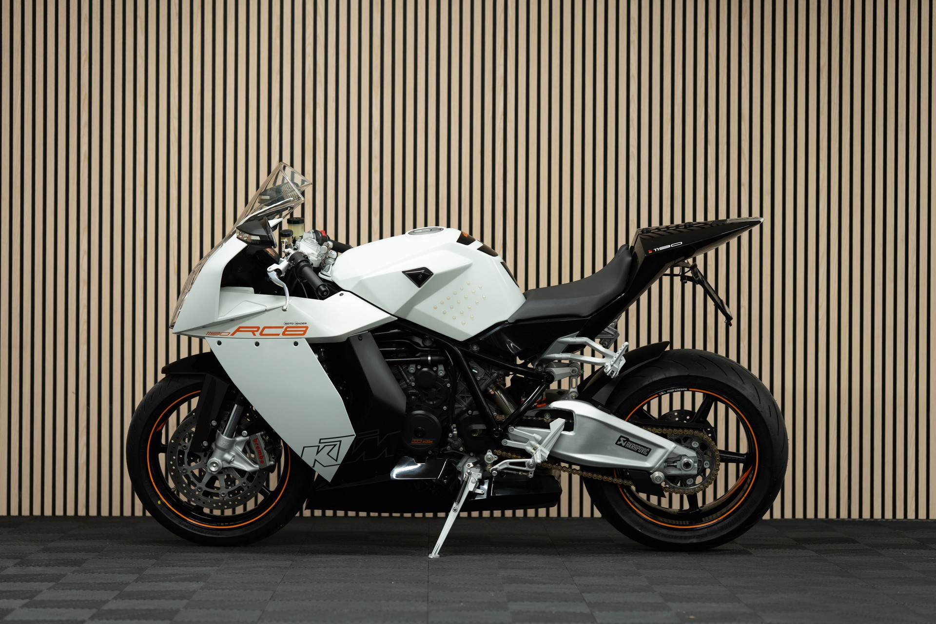 KTM 1190 RC8-image-1