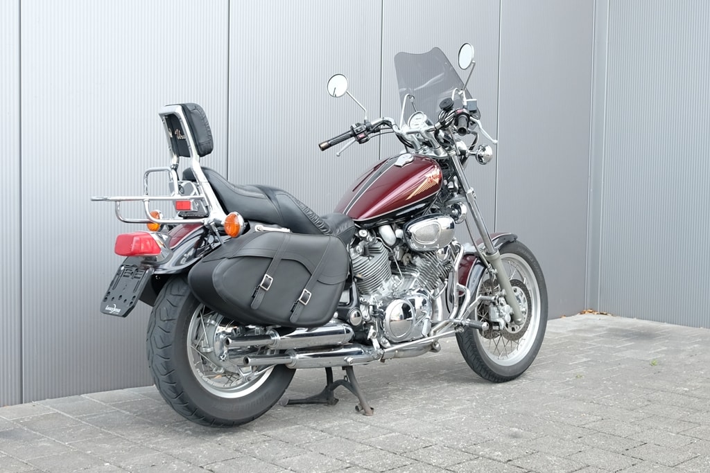 YAMAHA XV750 Virago-image-1