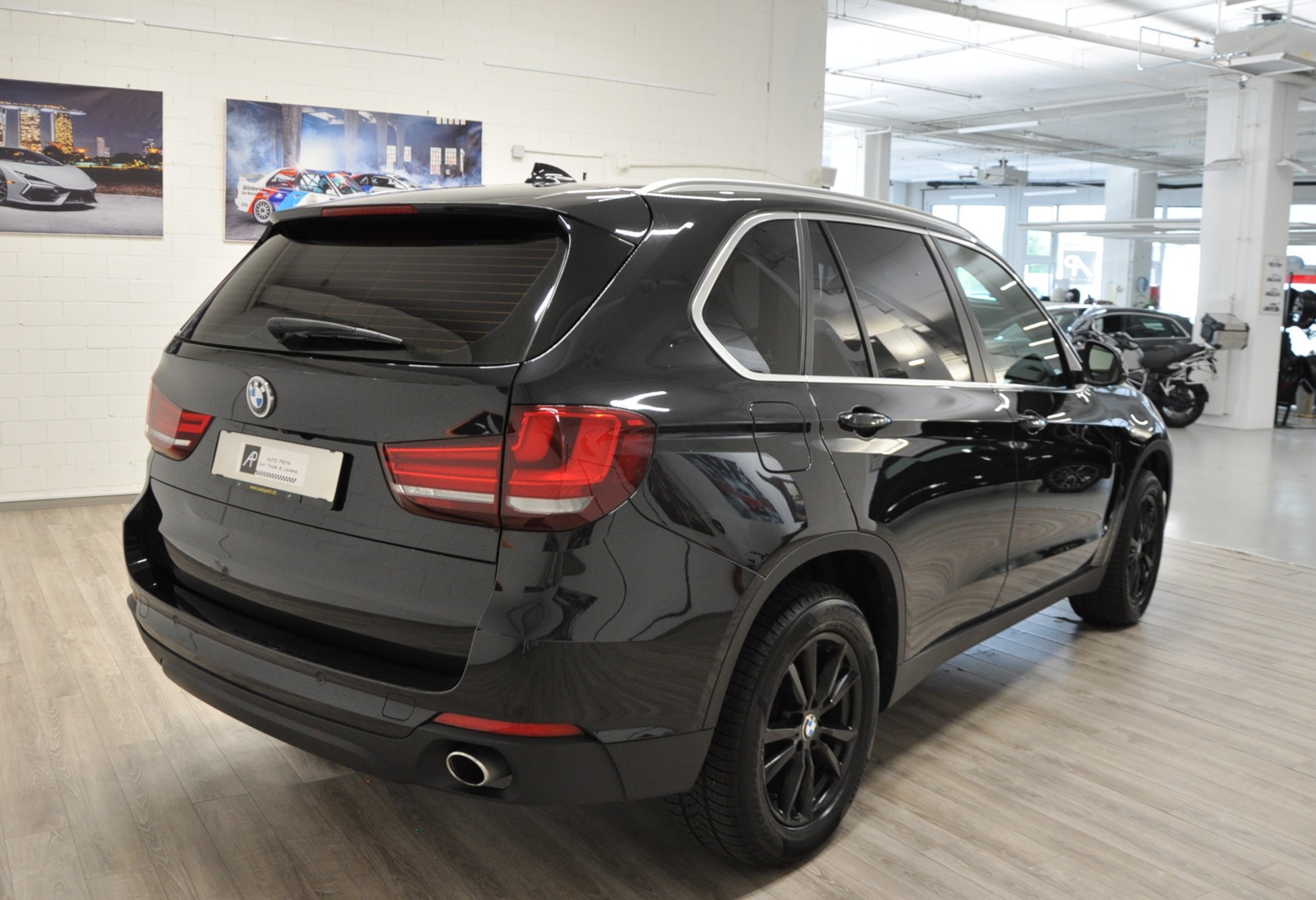 BMW X5 xDrive 30d Steptronic-showroom-element-3
