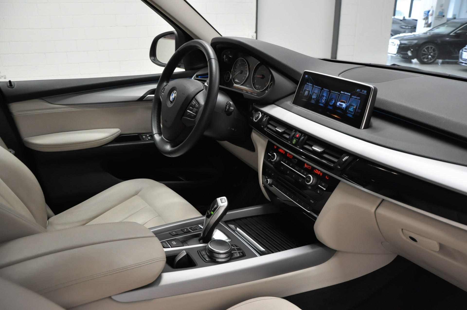 BMW X5 xDrive 30d Steptronic-image-11