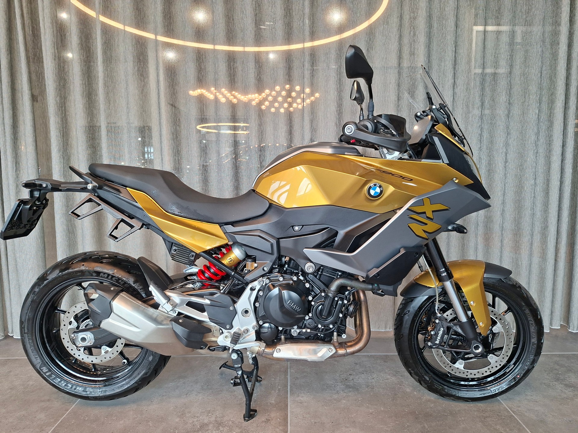 BMW F 900 XR A2 (35kW) ABS-image-0
