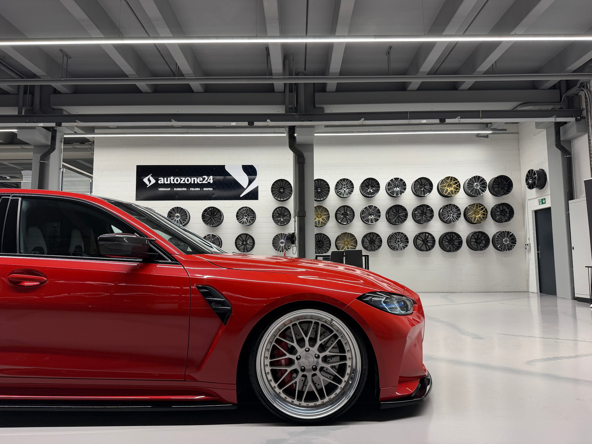 BMW M3 Competition xDrive Toronto Red *BMW Neuwagen Anschlussgarantie bis 27.11.26*-image-6