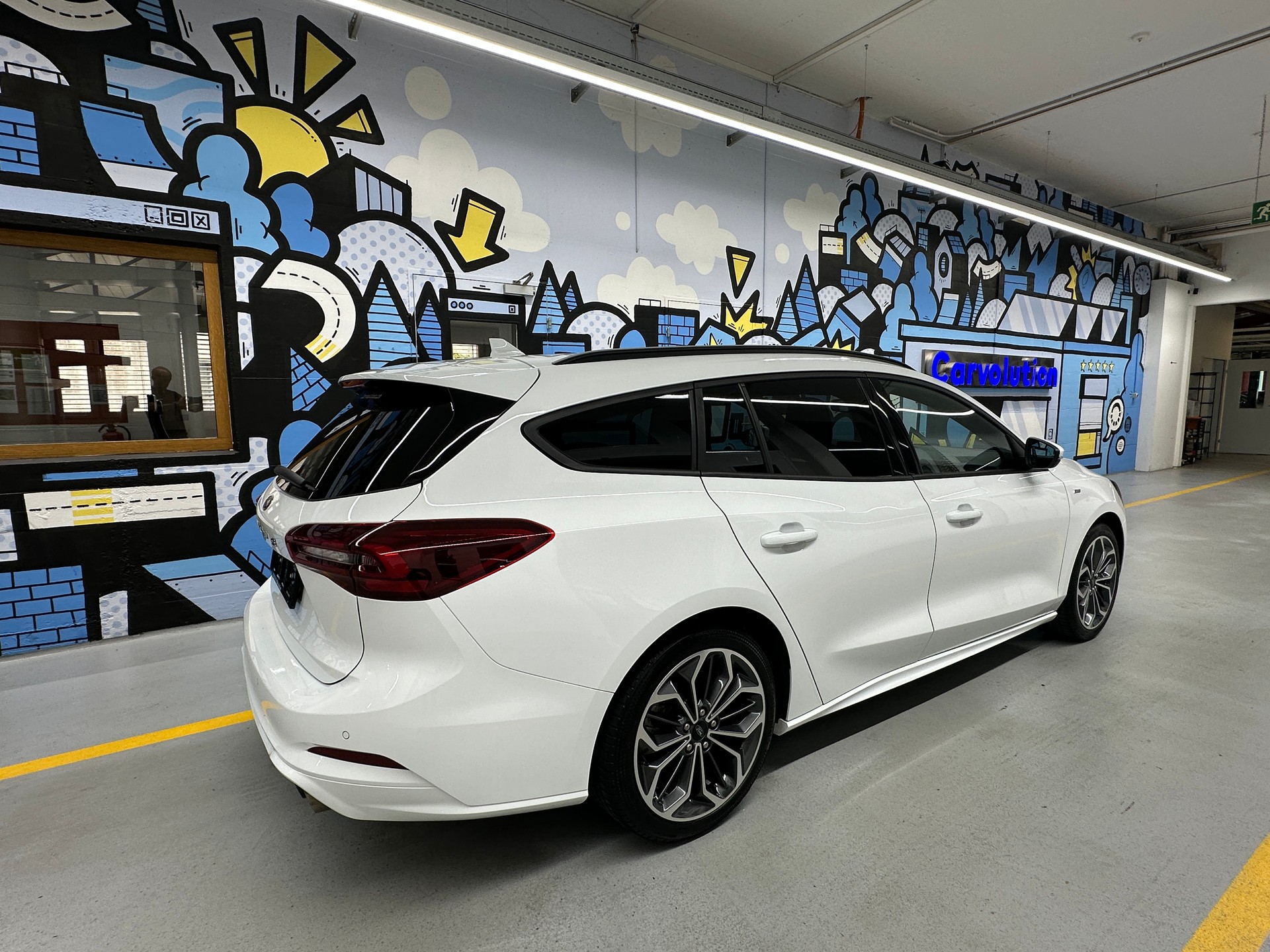 FORD Focus 1.0 MHEV ST-Line X Automat-showroom-element-3