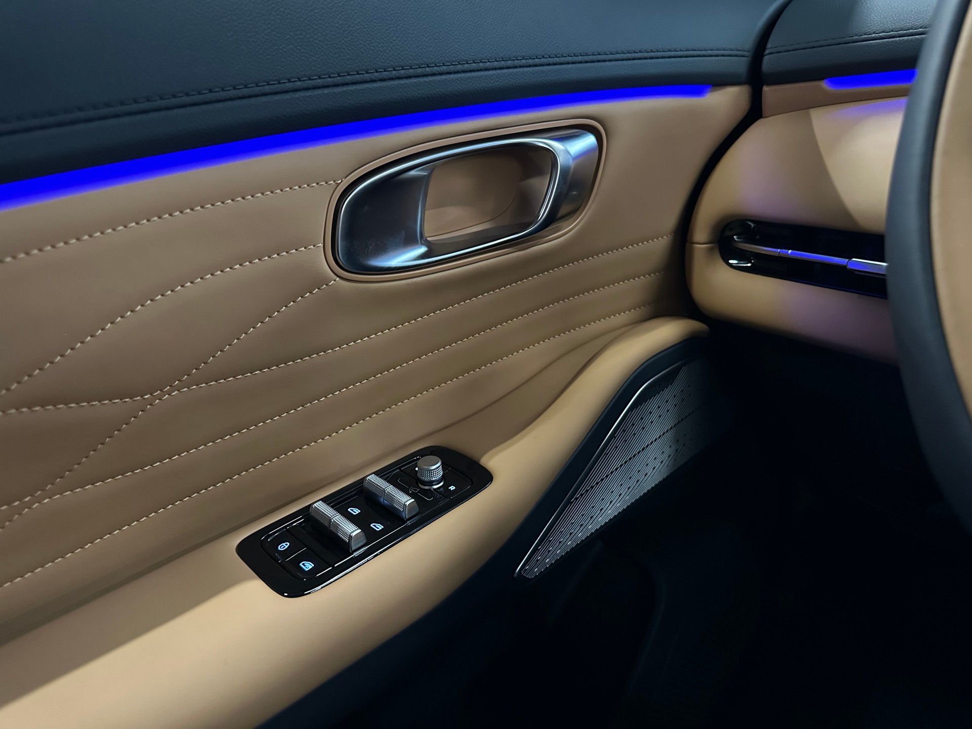 GEELY Starray EM-i MAX + PHEV-image-17