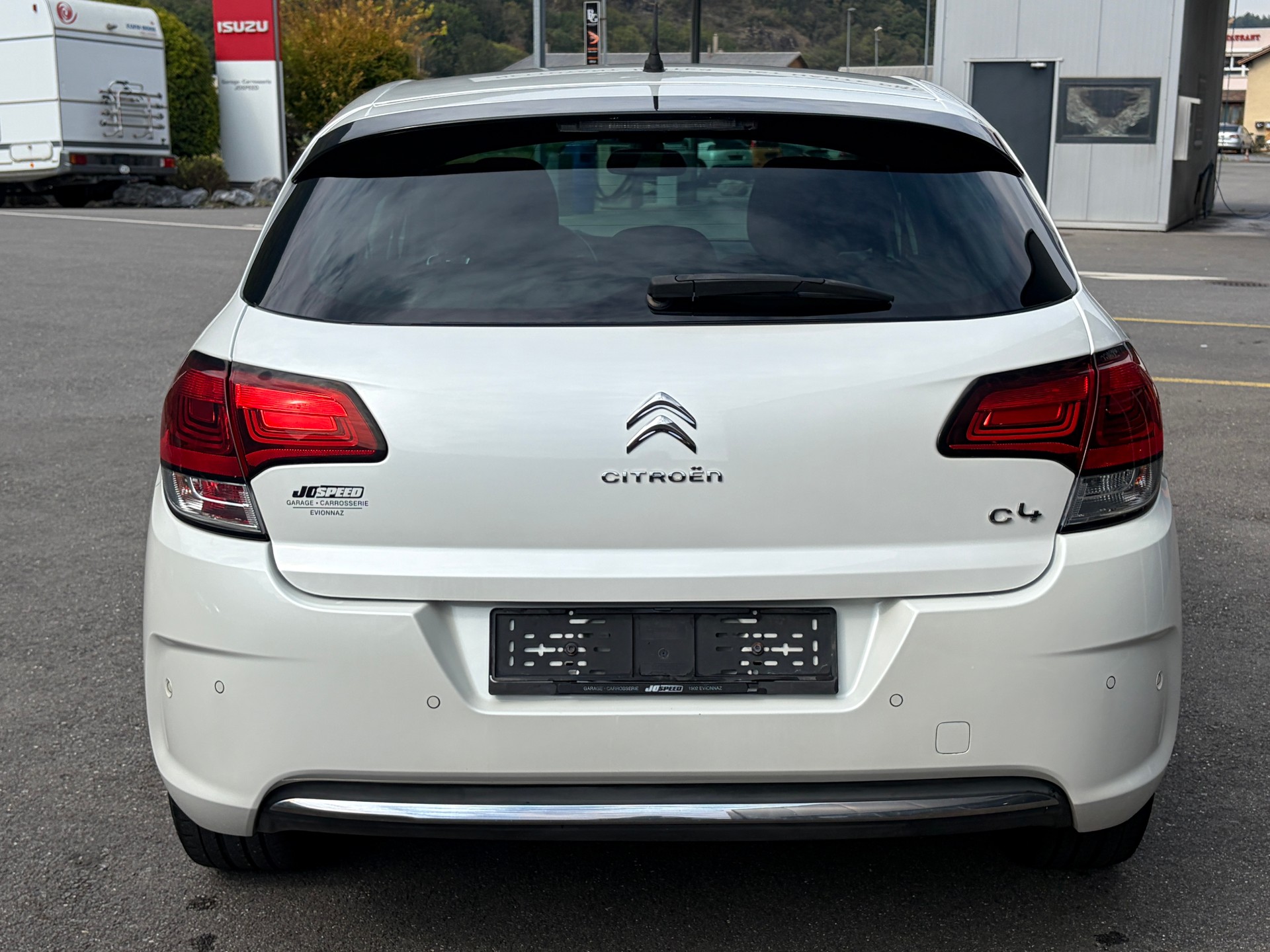 CITROEN C4 1.2 Pure Tech Shine-showroom-element-3