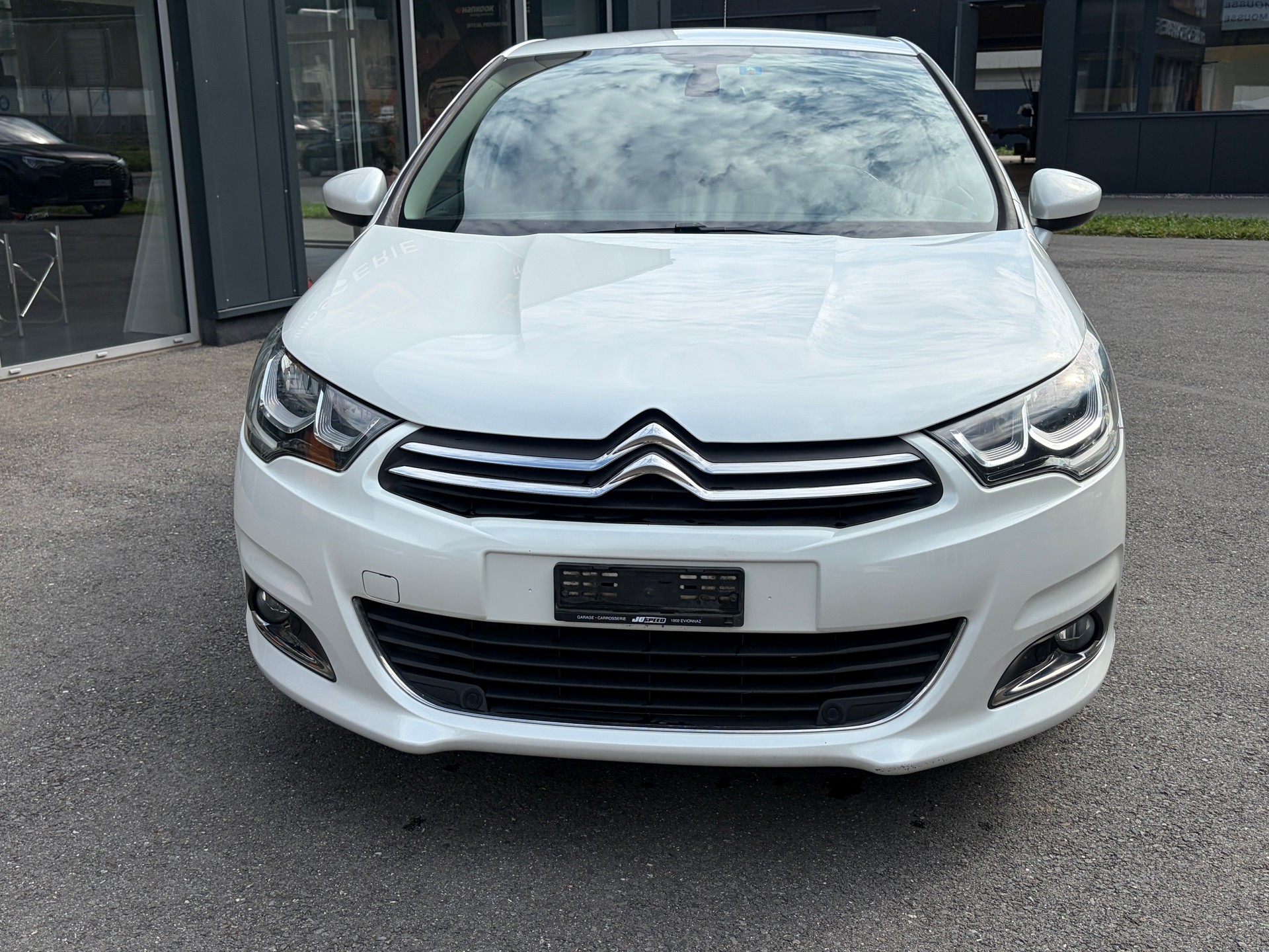 CITROEN C4 1.2 Pure Tech Shine-showroom-element-1