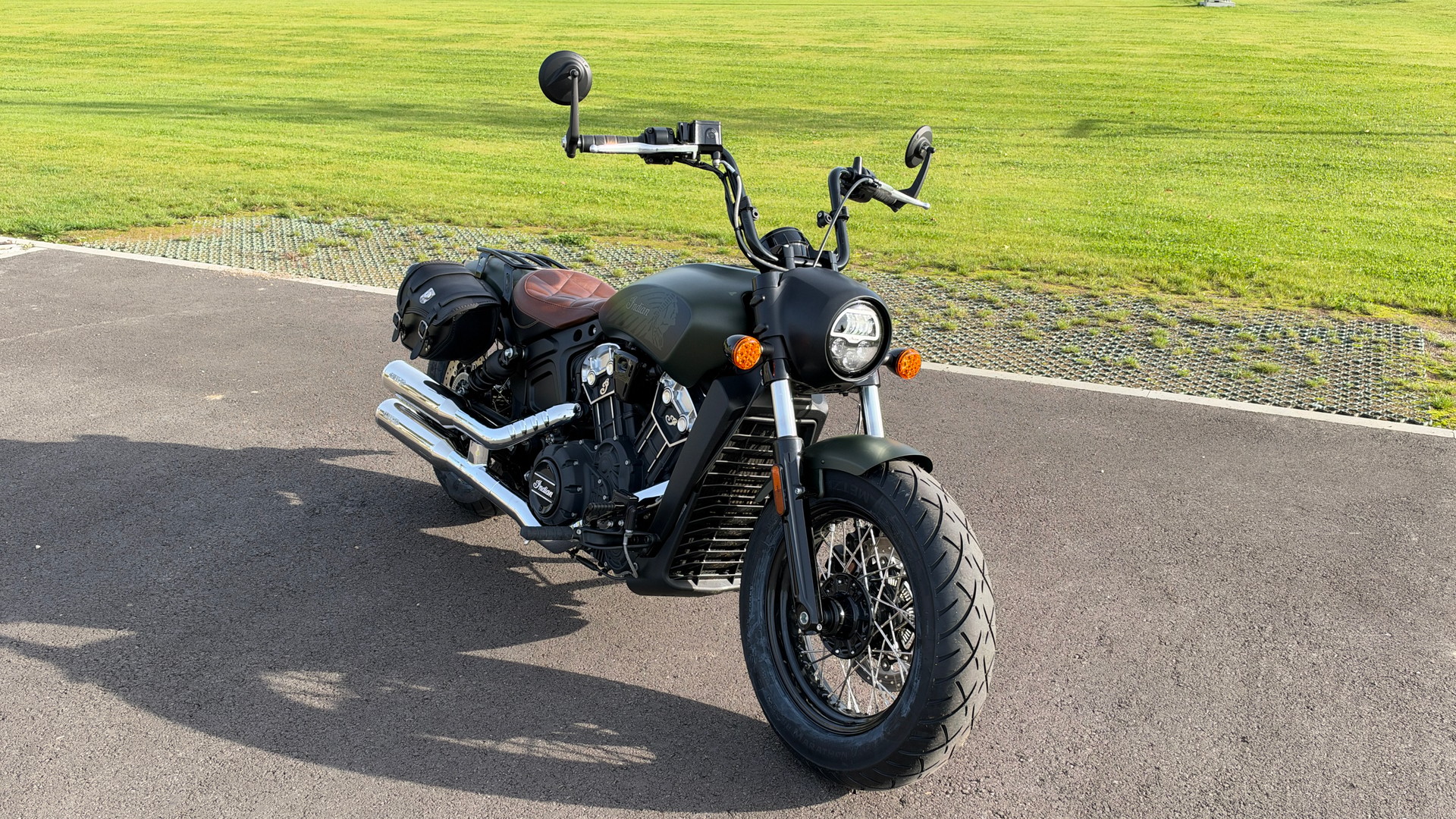 INDIAN Bobber Twenty-image-3