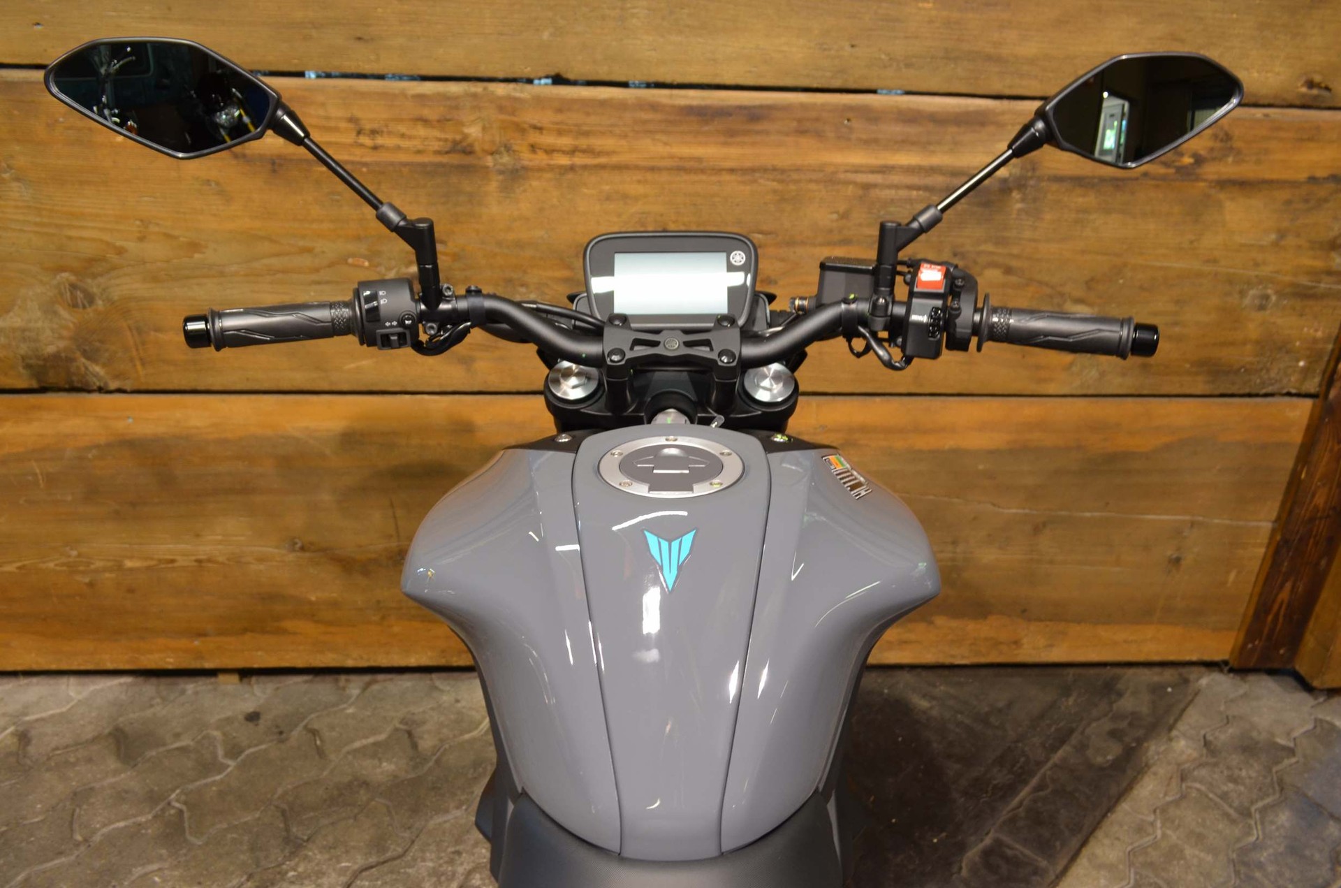 YAMAHA MT-125 ABS-image-2