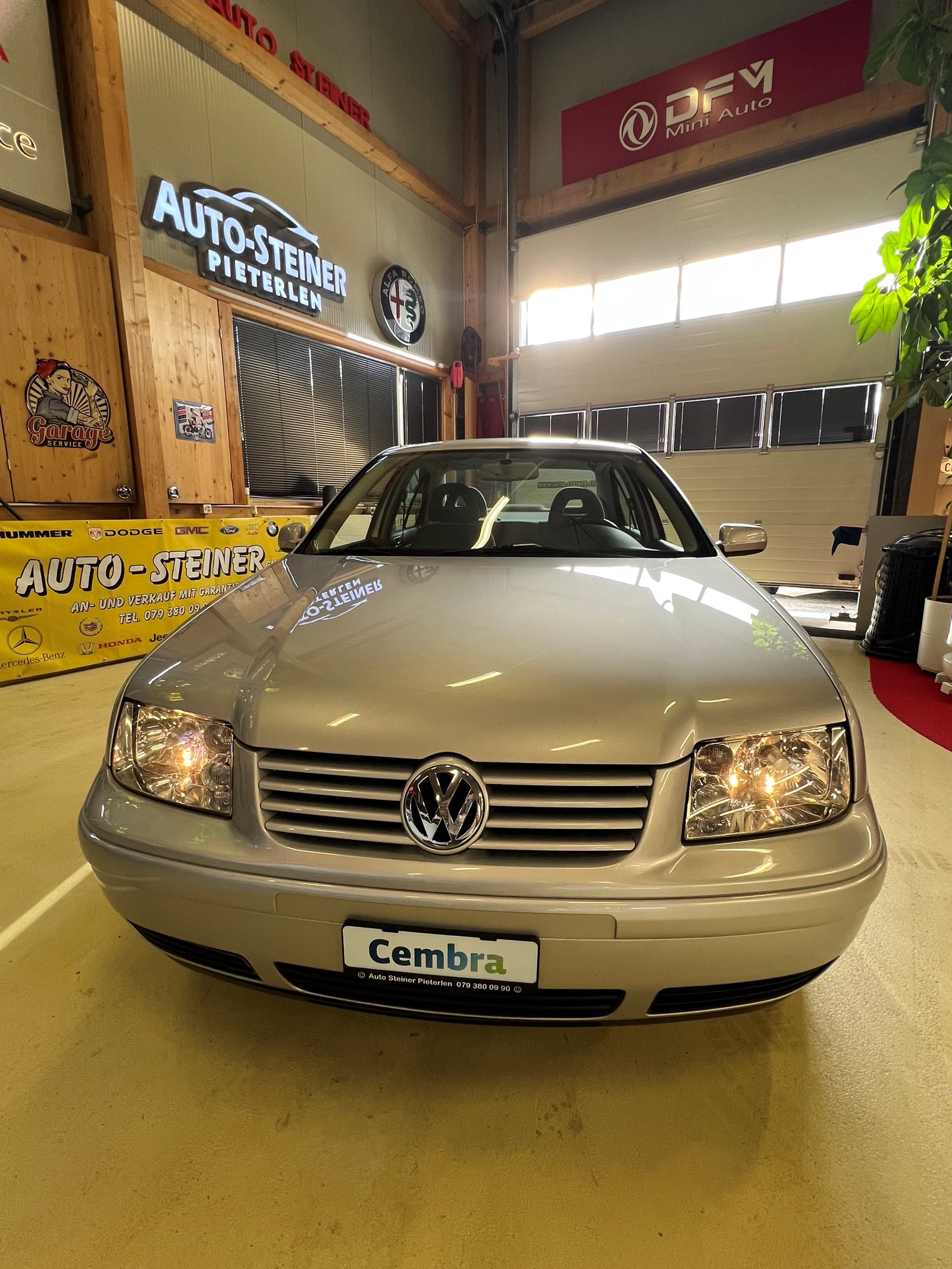 VW BORA MIT ERST: 56`000 KM !! AUTOMAT !! FRISCH AB MFK !! BORA 2.0 COMPFORTLINE-image-15