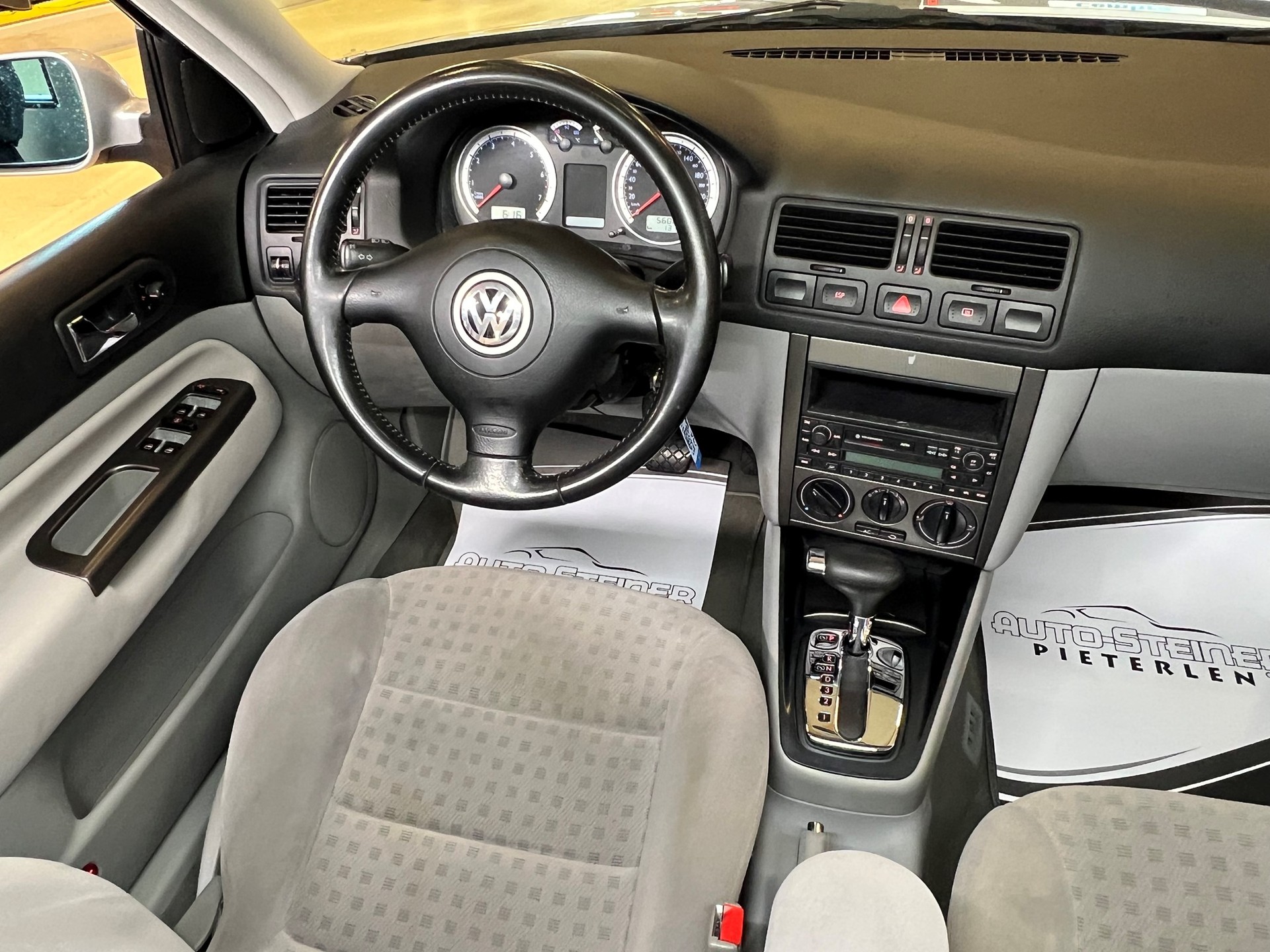VW BORA MIT ERST: 56`000 KM !! AUTOMAT !! FRISCH AB MFK !! BORA 2.0 COMPFORTLINE-image-17