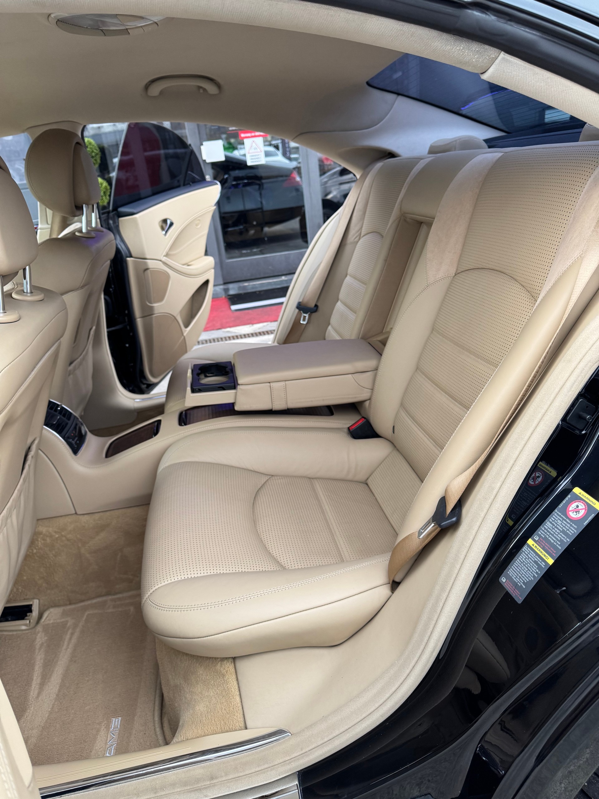 MERCEDES-BENZ CLS 63 AMG 7G-Tronic-image-19