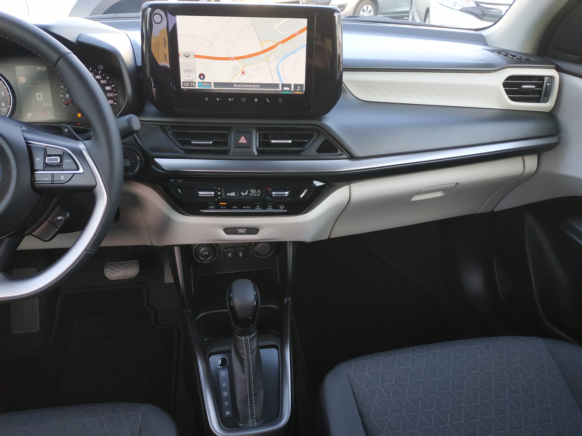 SUZUKI Swift 1.2 Compact Top Hybrid CVT MY25-image-12