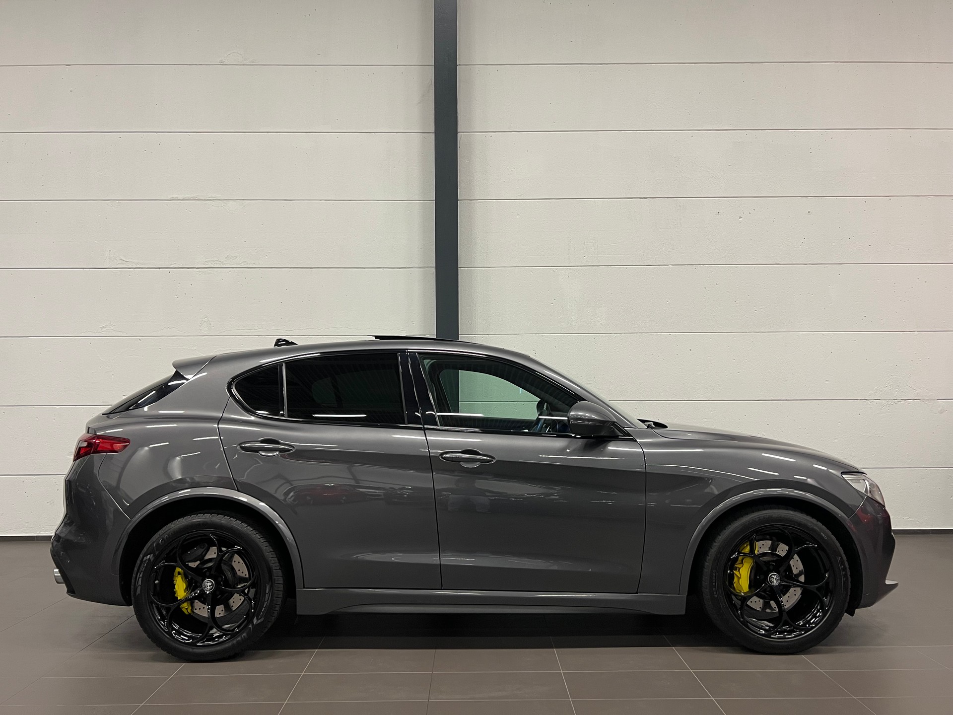 ALFA ROMEO Stelvio 2.9 V6 Quadrifoglio Q4 Automatic Racing Edition-image-9