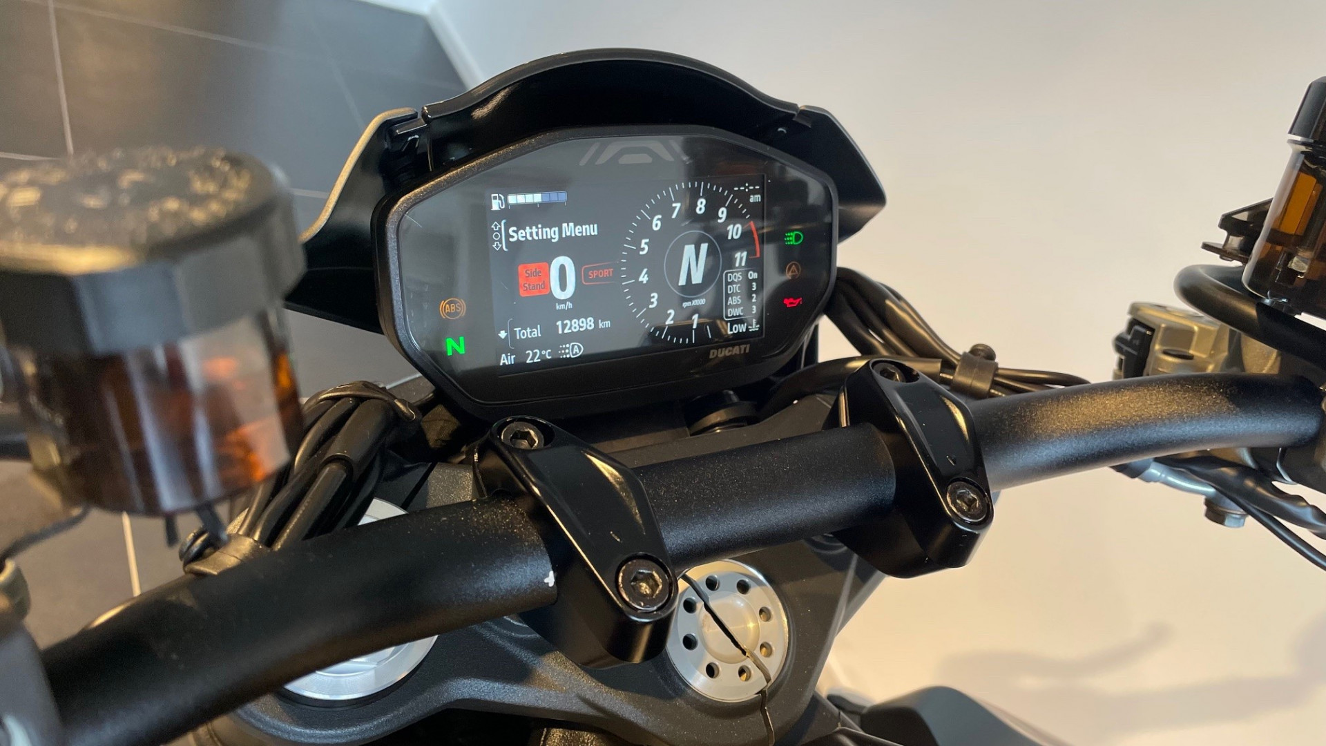 DUCATI Monster 950 Plus-image-2