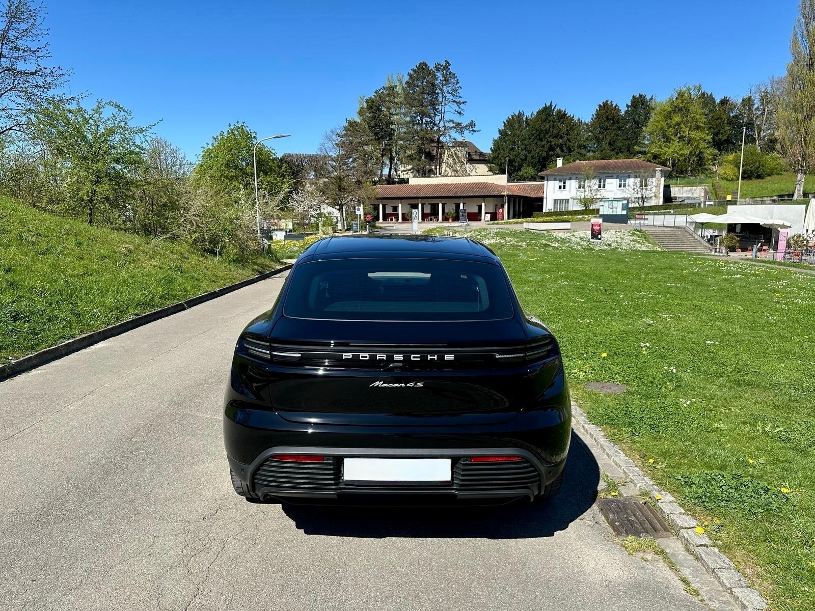 PORSCHE Macan 4S-image-4