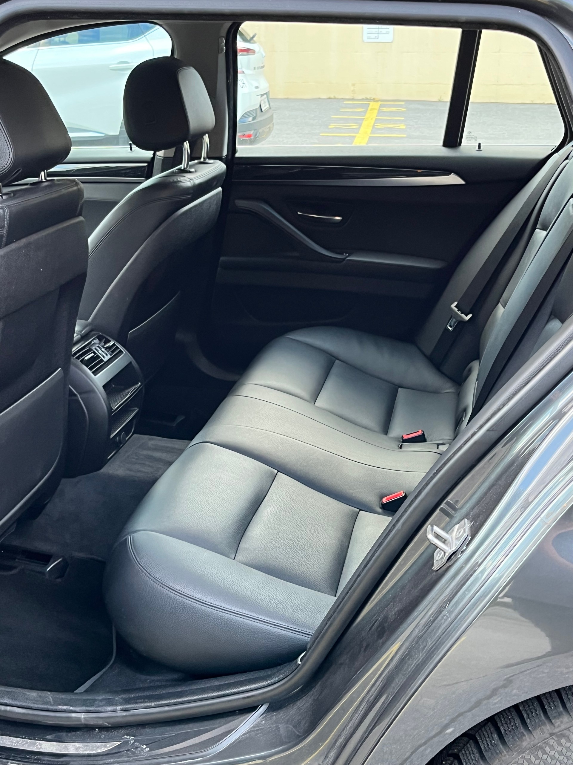 BMW 530 X Drive Steptronic-image-3