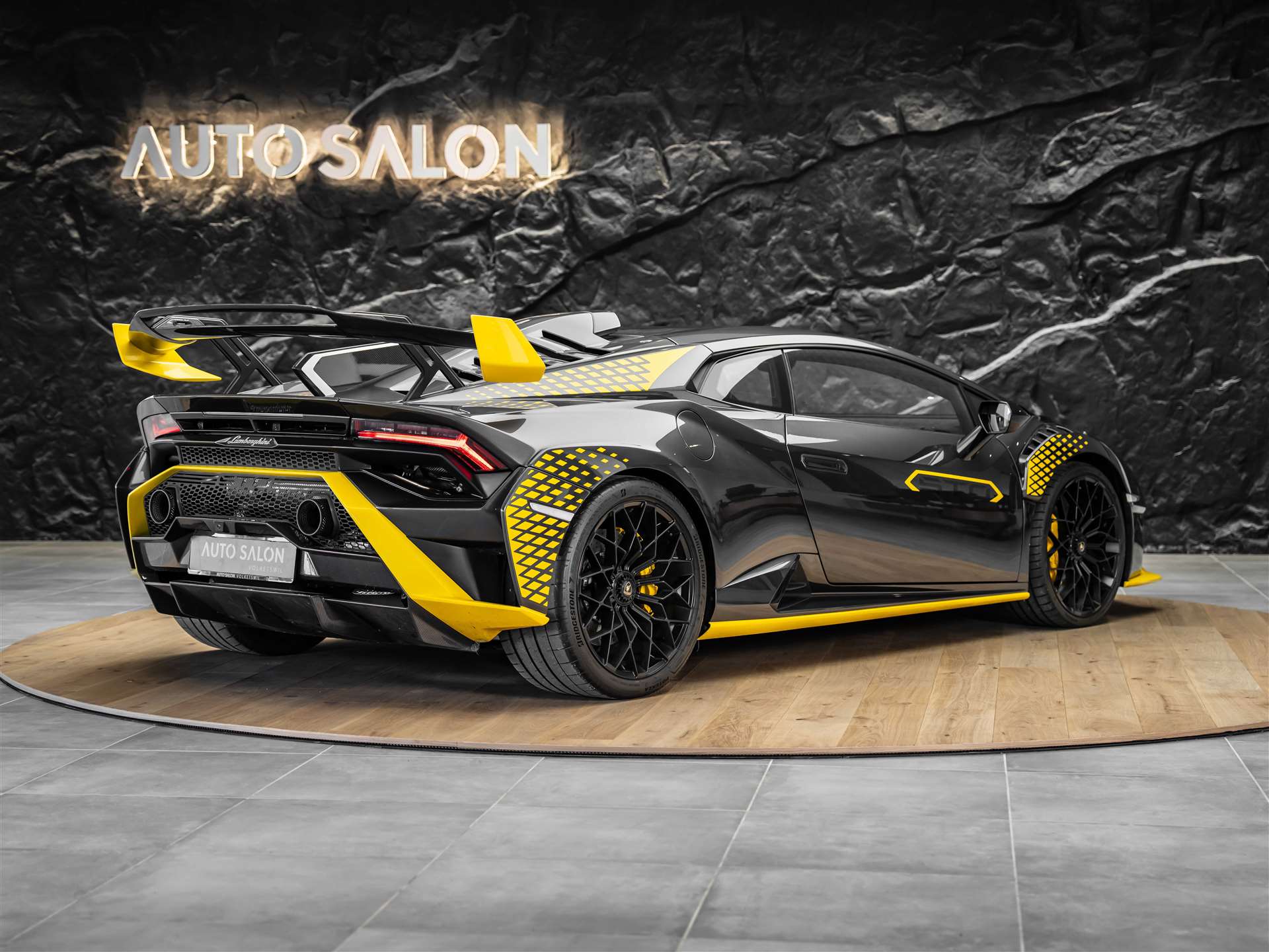 LAMBORGHINI Huracan STO Coupé DCT RWD-image-5