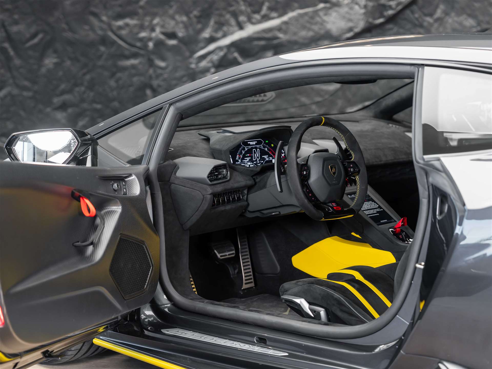 LAMBORGHINI Huracan STO Coupé DCT RWD-image-8