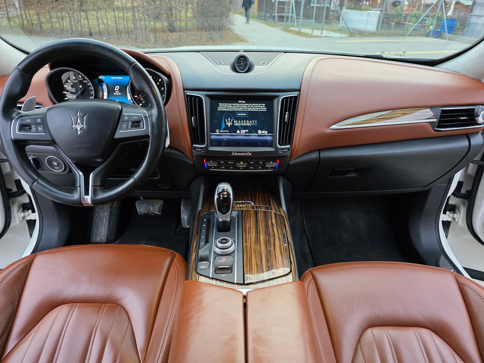 MASERATI Levante S 3.0 V6 Automatica-image-14