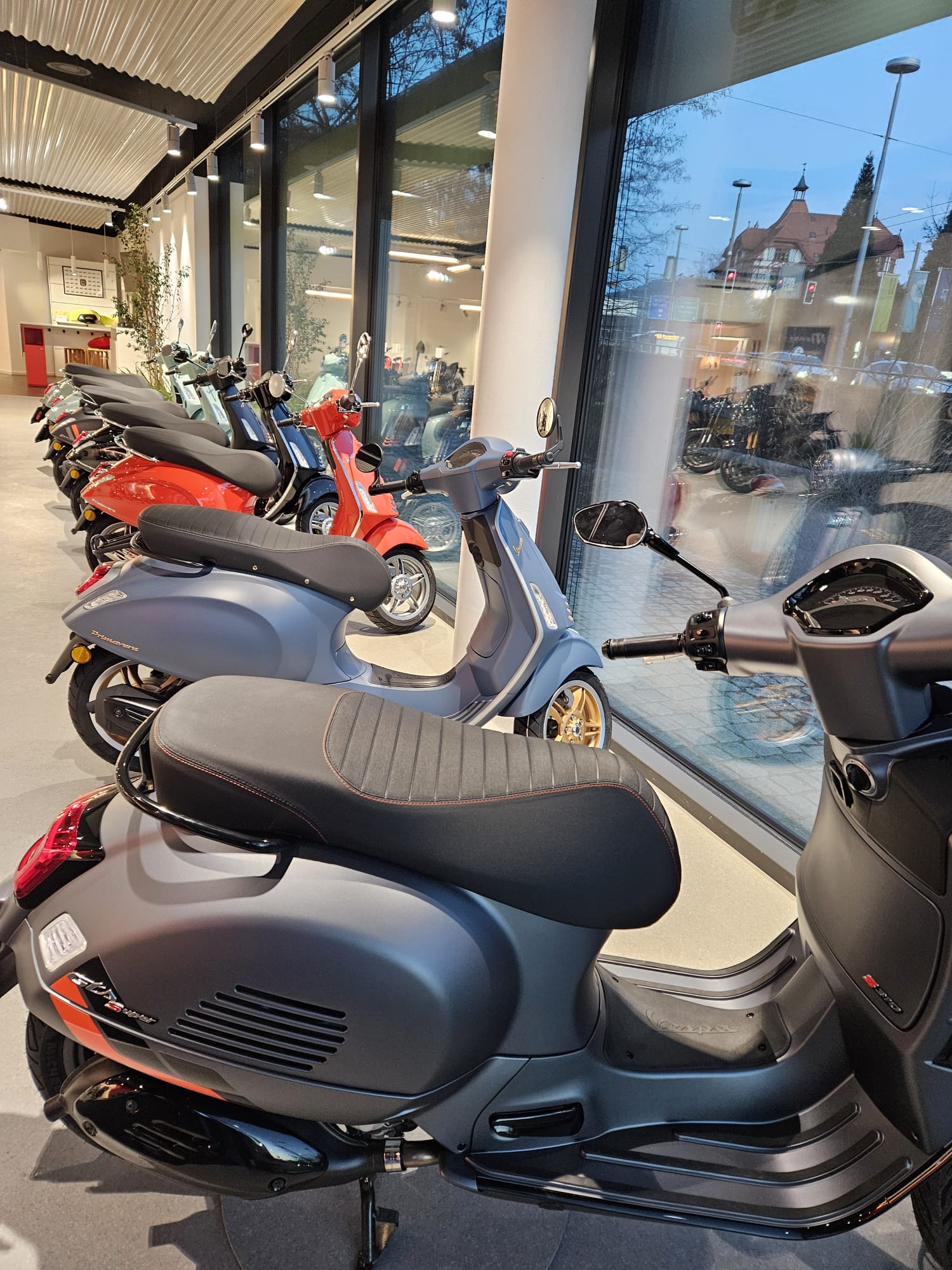 PIAGGIO Vespa 125 Sprint Sport E5+-image-11
