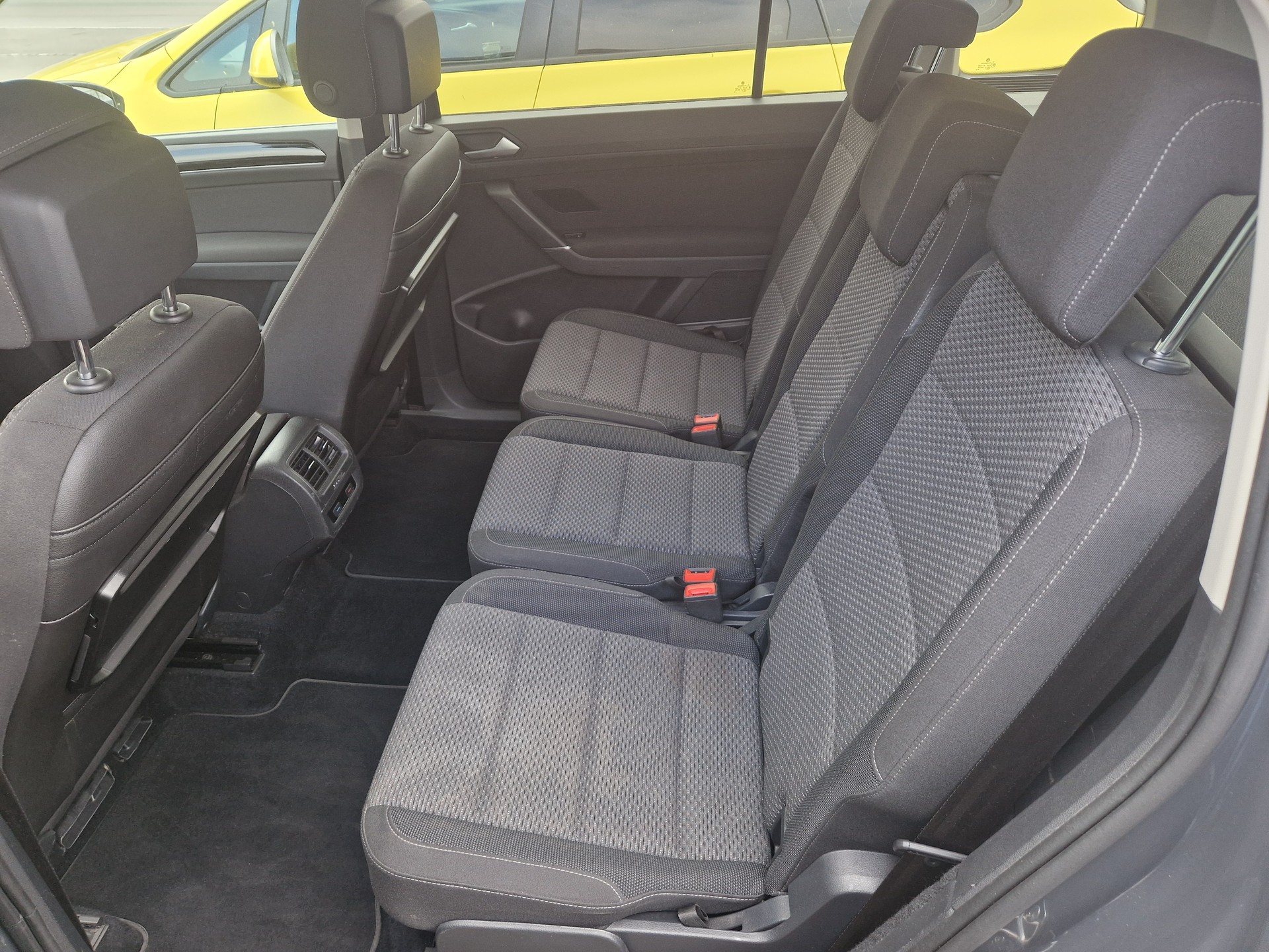 VW Touran 1.6 TDI BlueMotion Technology Comfortline DSG-image-7