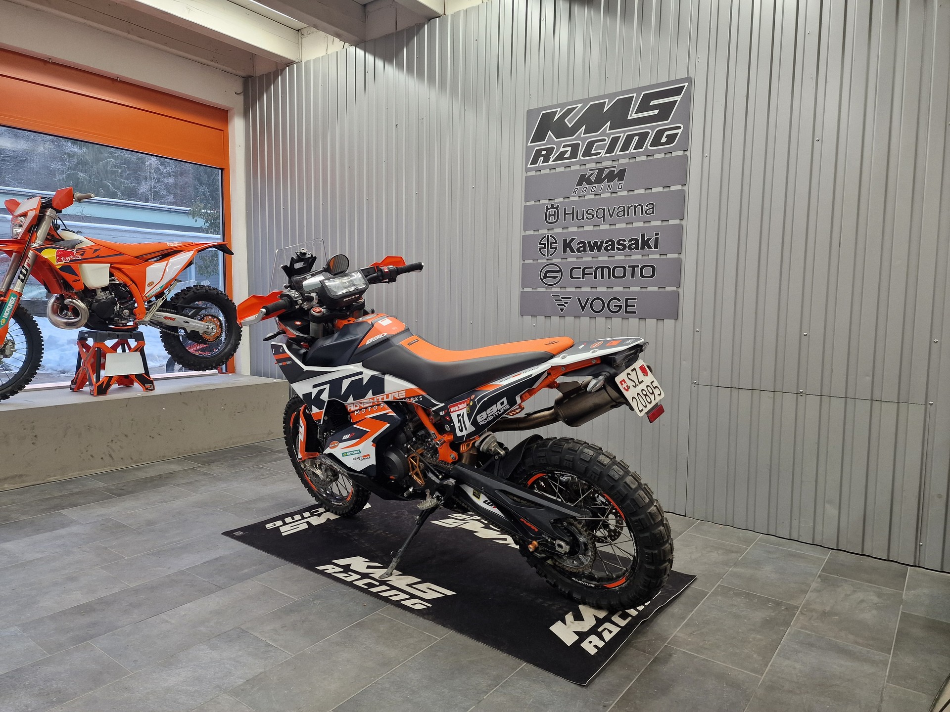 KTM 890 Adventure R-image-3