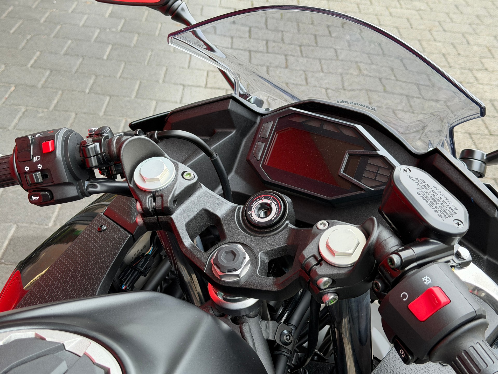 KAWASAKI Ninja 500-image-6