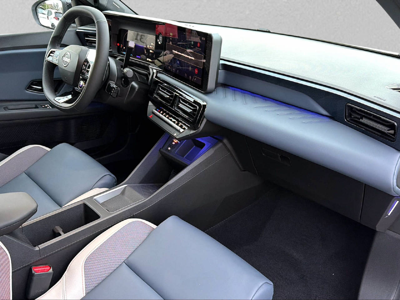 NISSAN Micra Evolve 52 kWh 150 PS-image-5