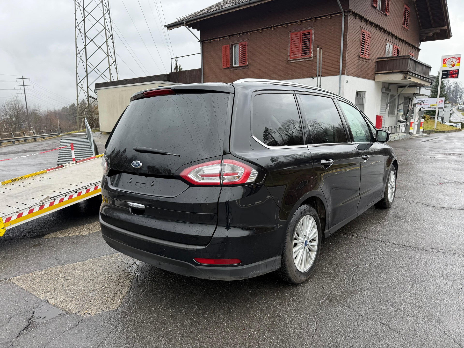 FORD Galaxy 2.0 TDCi Titanium AWD Automatic-showroom-element-2