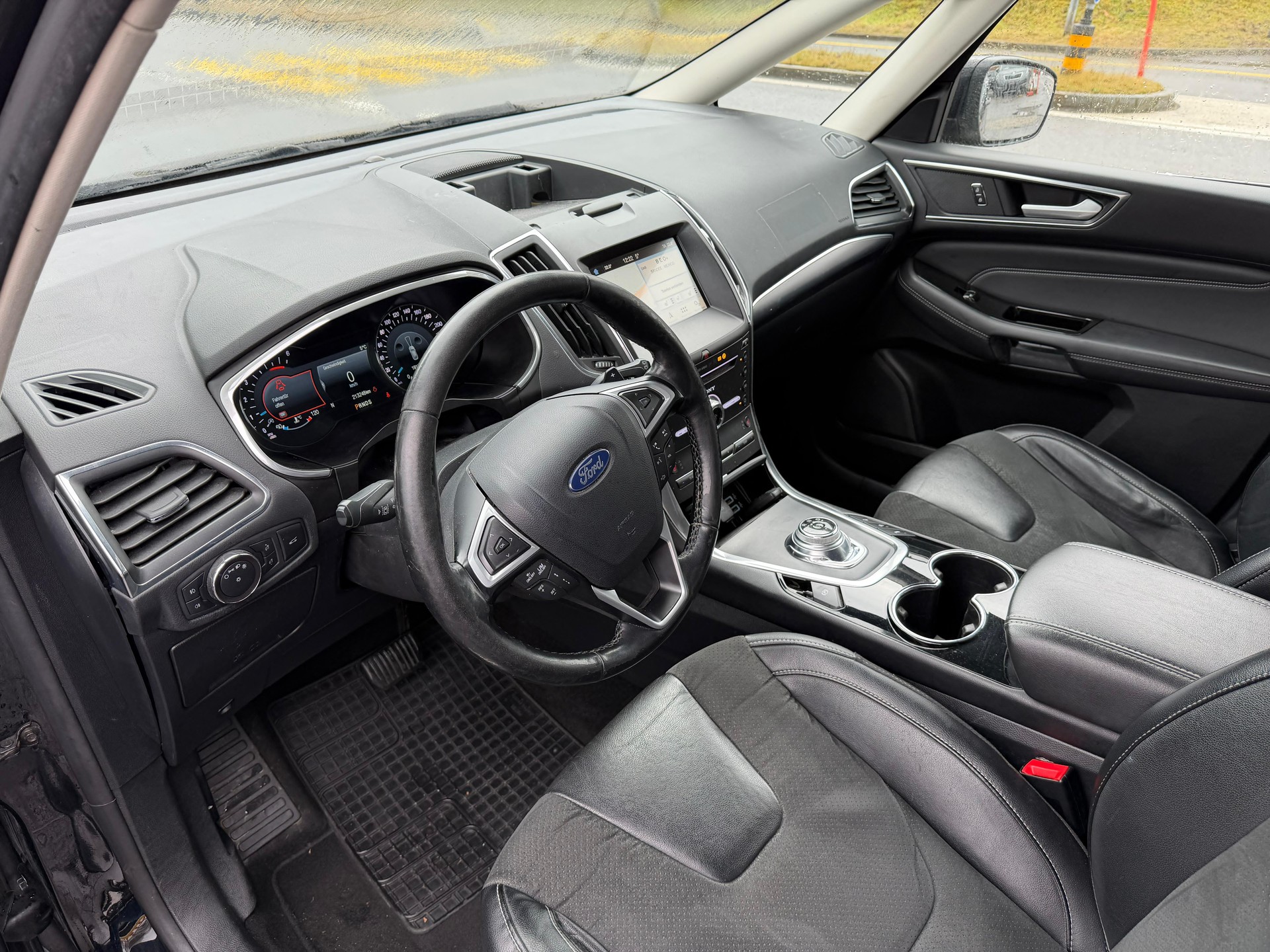 FORD Galaxy 2.0 TDCi Titanium AWD Automatic-image-7