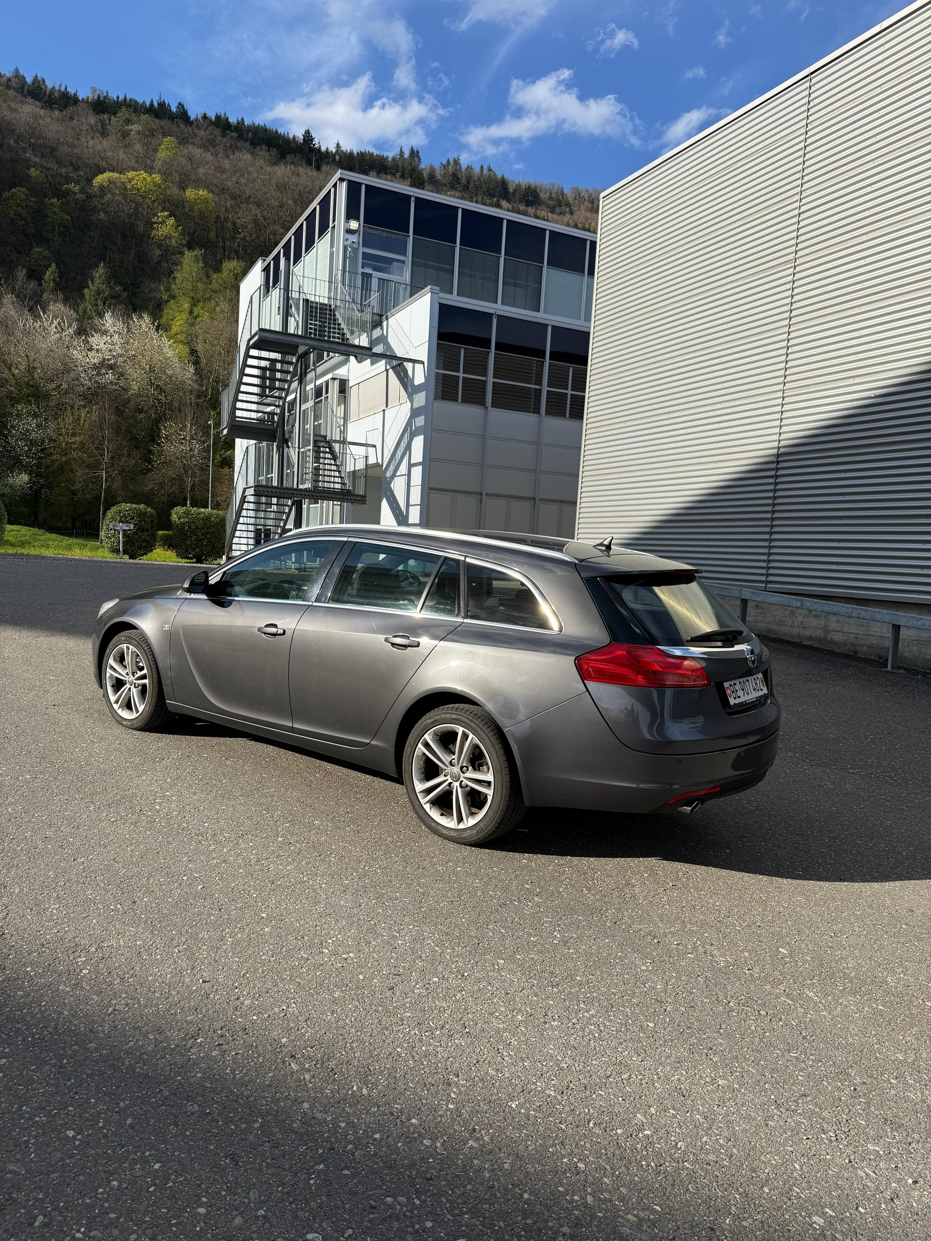 OPEL Insignia ST 2.0 Turbo Sport 4WD Aut.-image-3