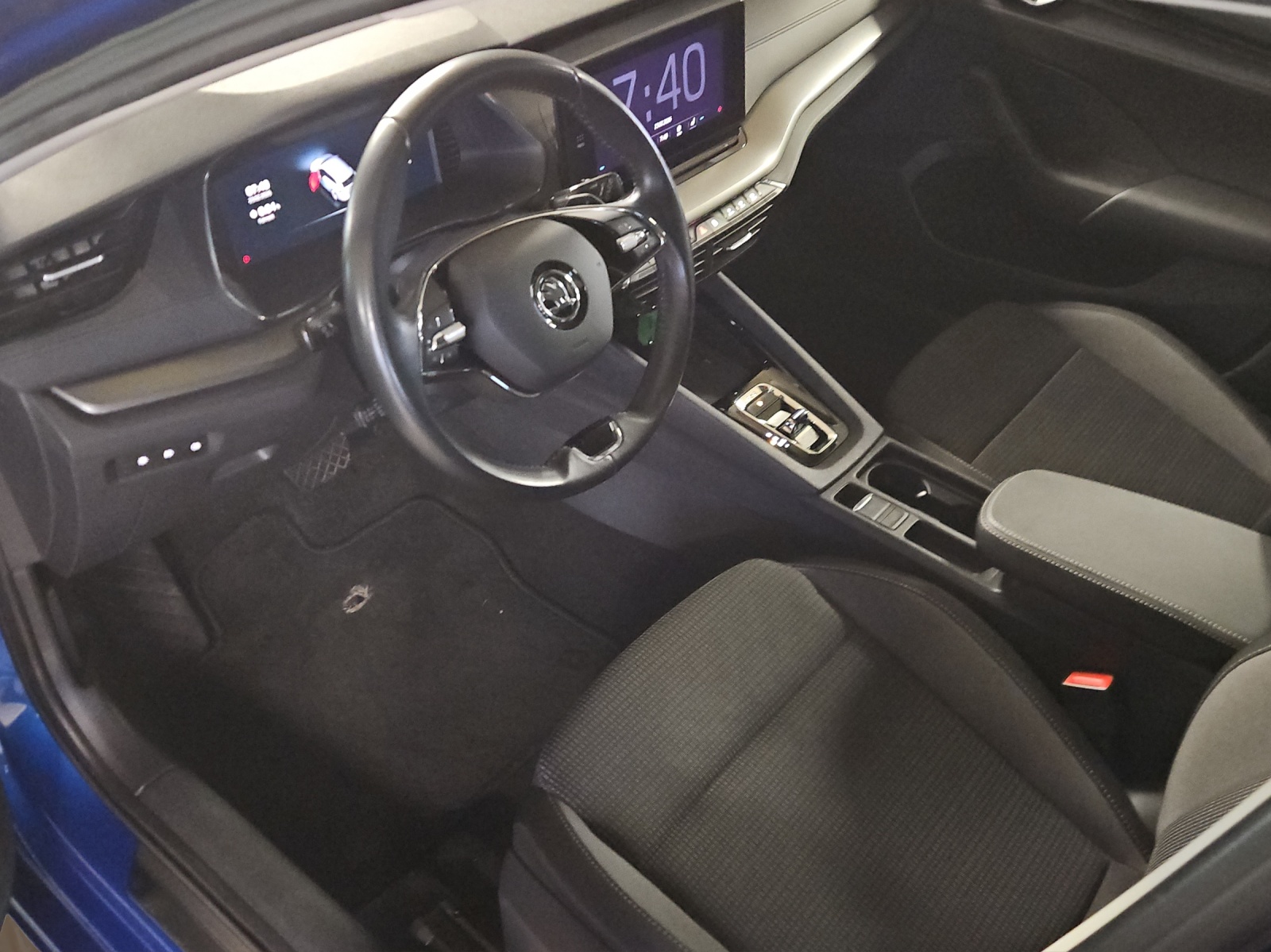 SKODA Octavia Combi 2.0 TDI DSG Ambition 4x4-image-6