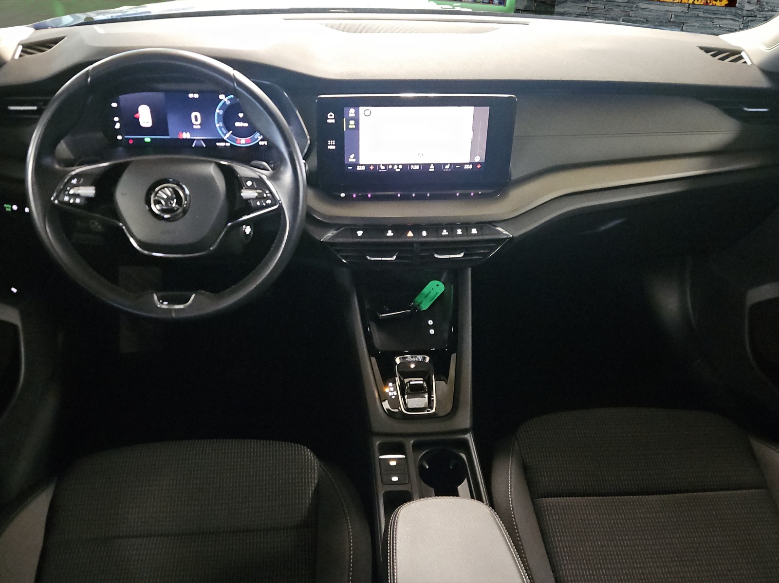 SKODA Octavia Combi 2.0 TDI DSG Ambition 4x4-image-7