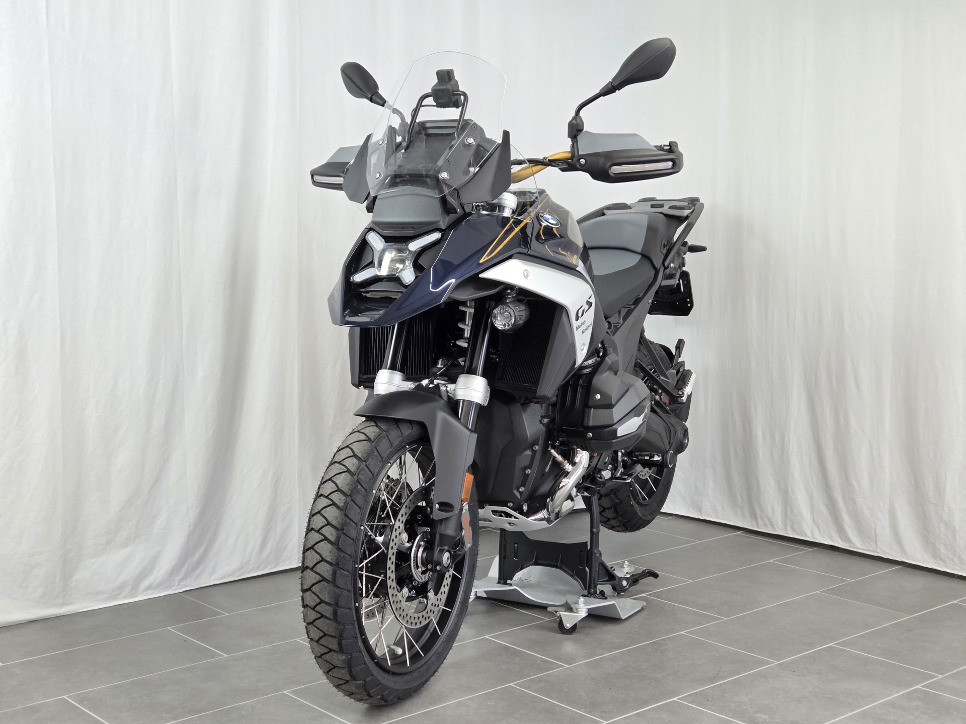 BMW R 1300 GS ASA Boxer-Prämie CHF -1'500 für Verträge bis 30.09.26-showroom-element-2