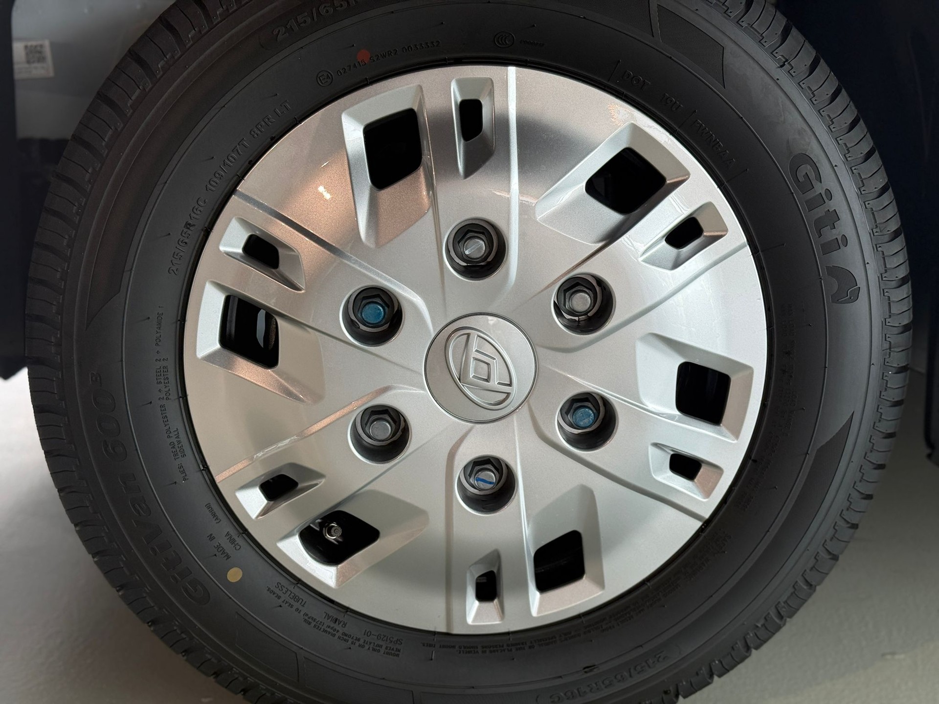 MAXUS Deliver 7 2.0D L2-image-21