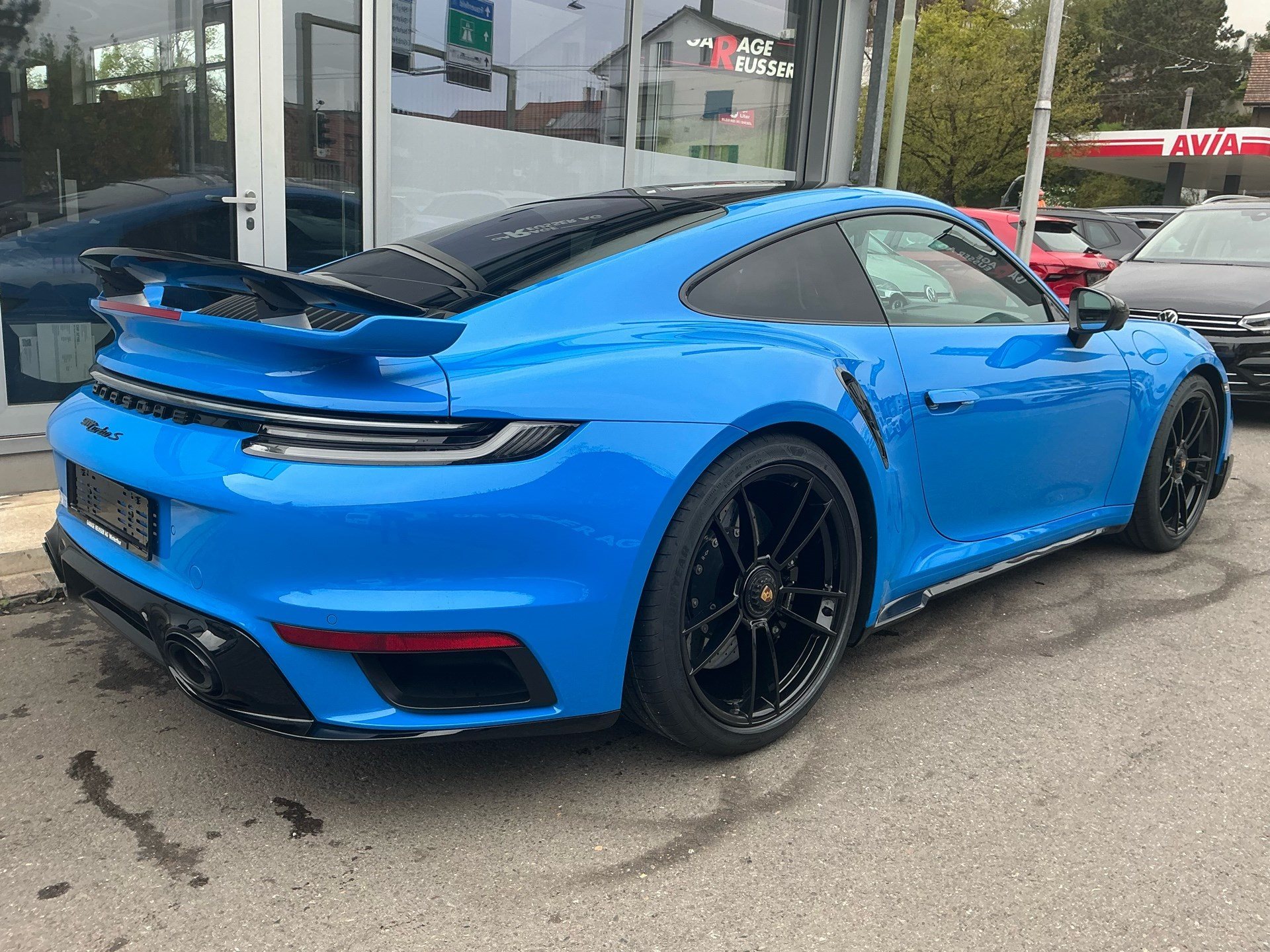 PORSCHE 911 Turbo S *** TRAUM IN SHARKBLUE ***-showroom-element-3