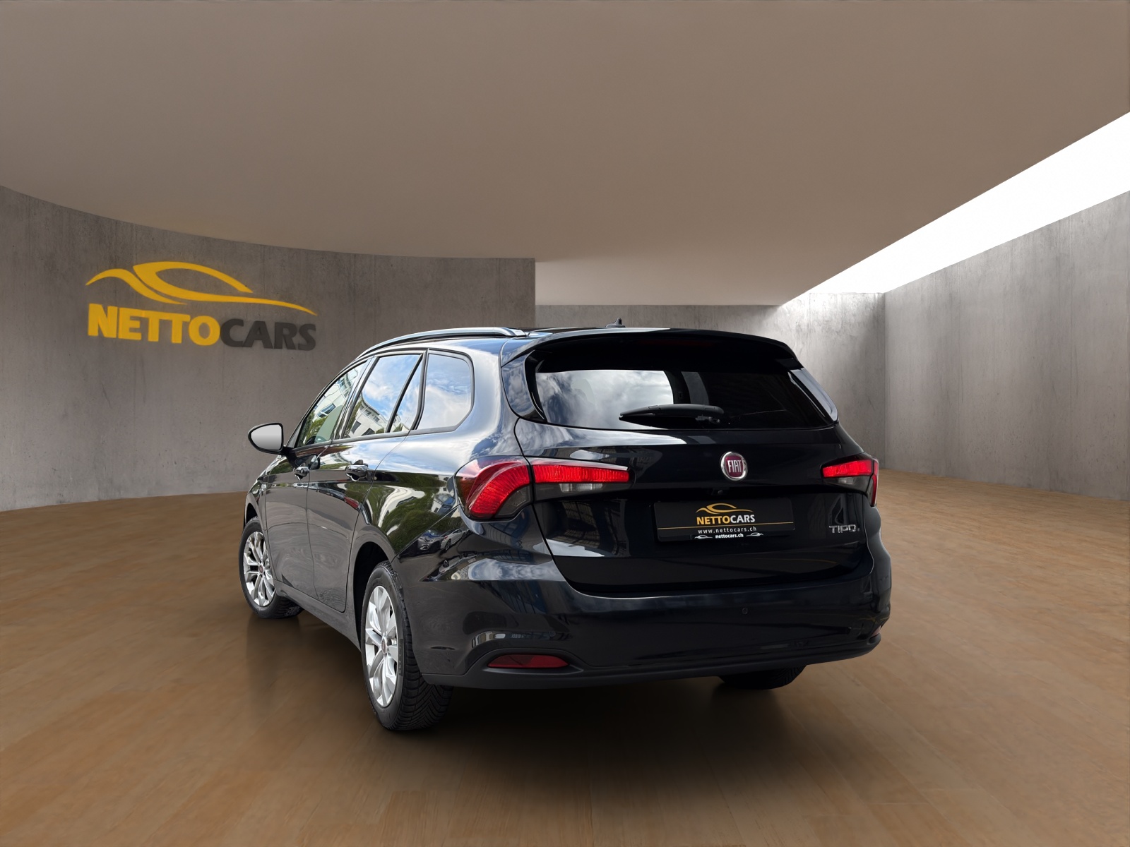 FIAT Tipo 1.6MJ Station Wagon S-Design DCT-showroom-element-1