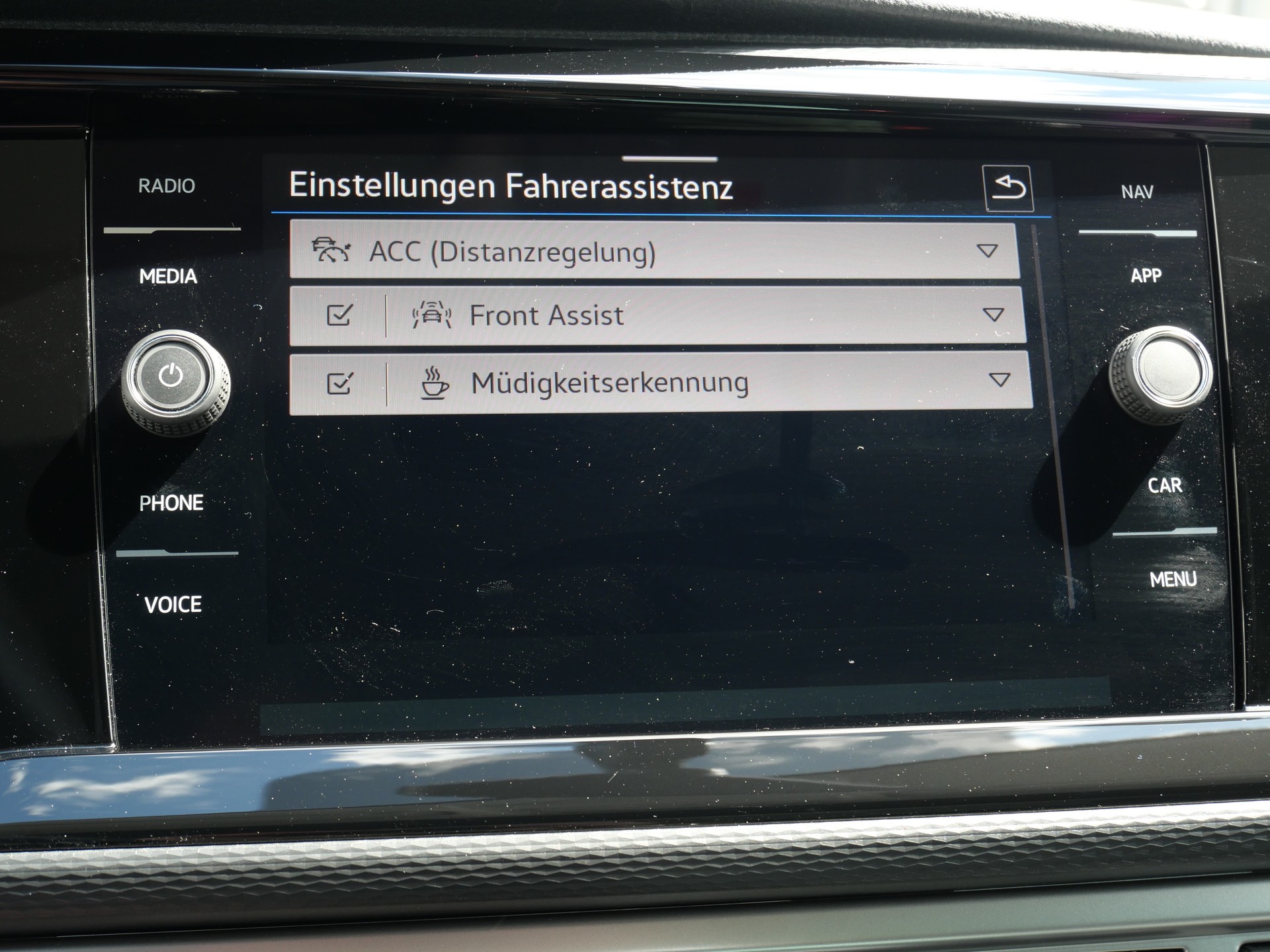 VW T6.1 California 2.0 TDI Beach Edition Spirit 4Motion DSG-image-17