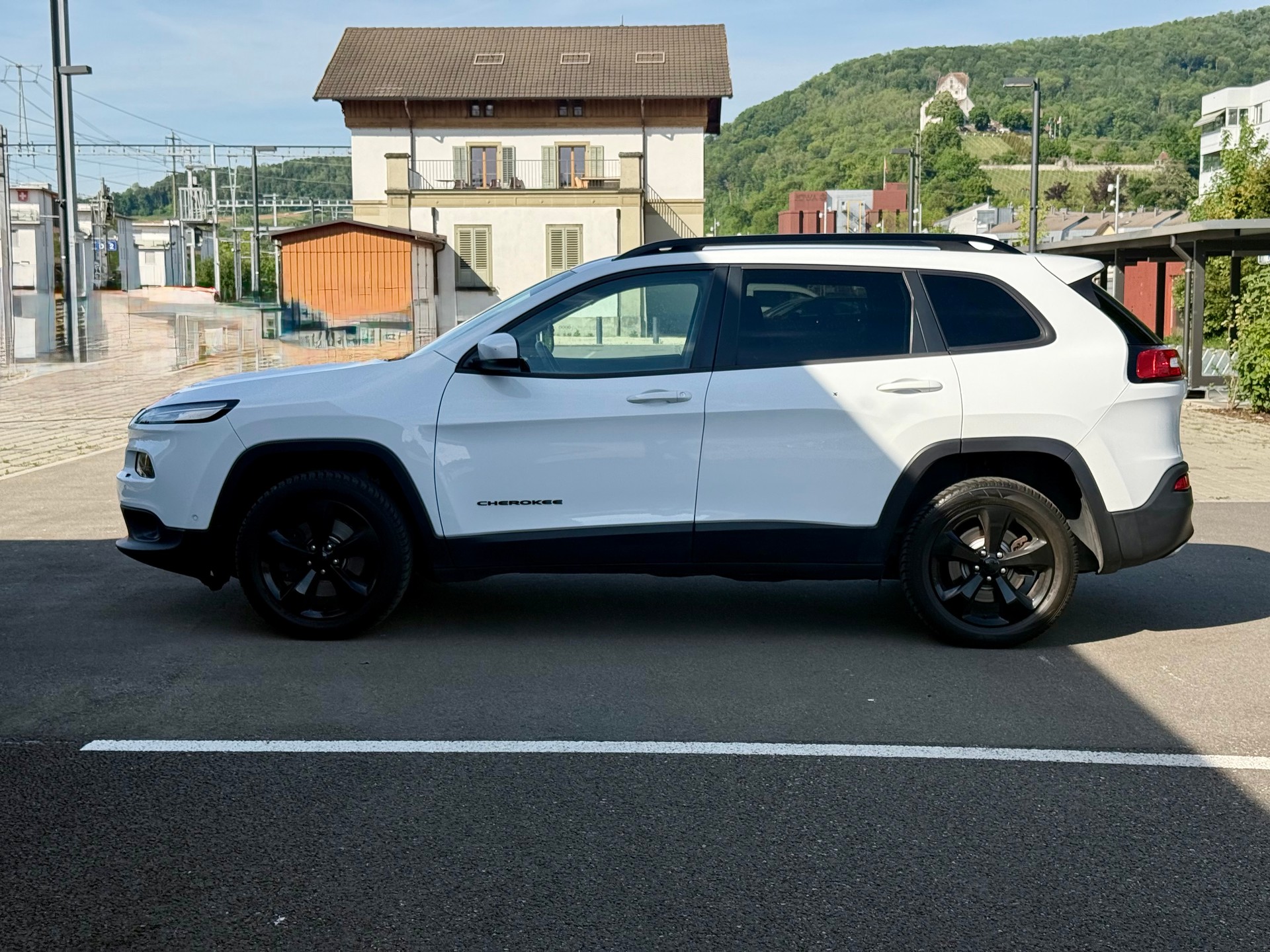 JEEP Cherokee 2.2TD Night Eagle AWD 9ATX AD-showroom-element-1